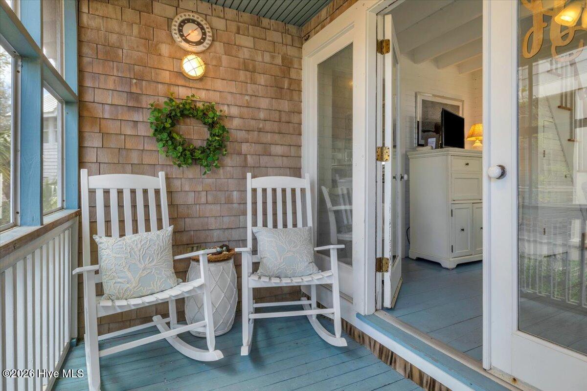 6 Leeward Court # A