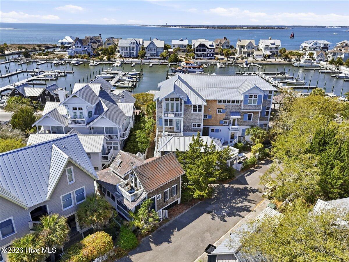 6 Leeward Court # A