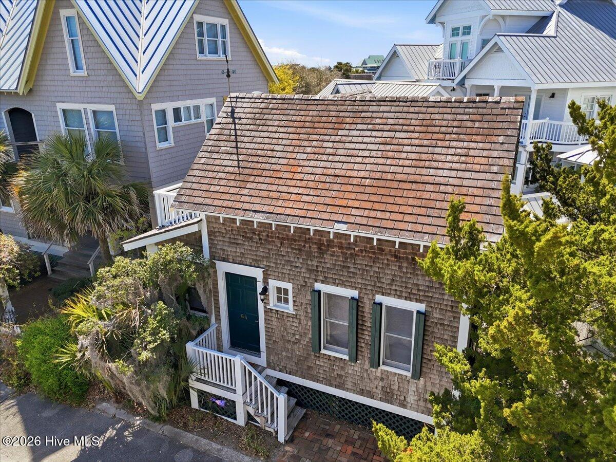 6 Leeward Court # A