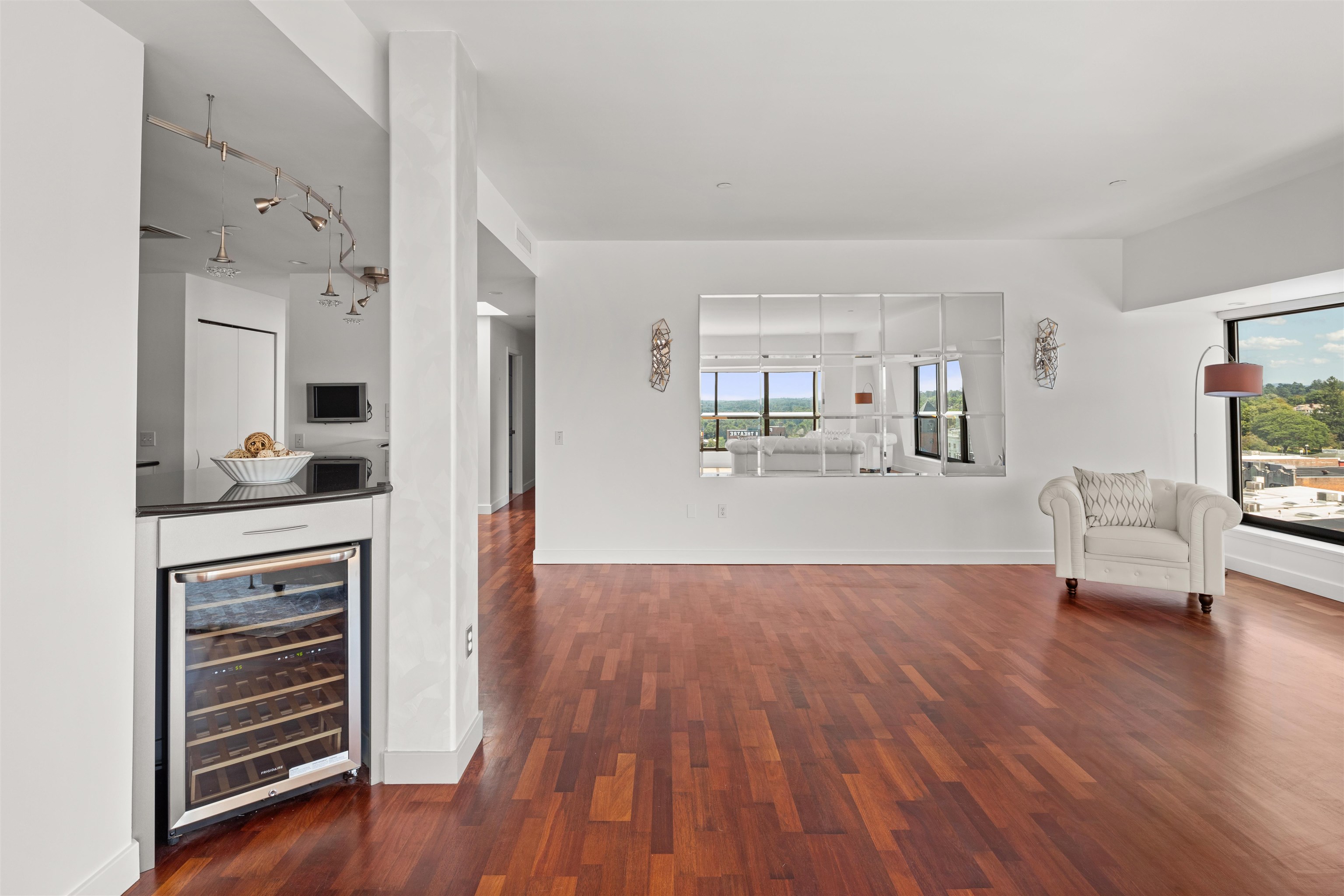 76 St Paul Street Unit: Unit # 8SE