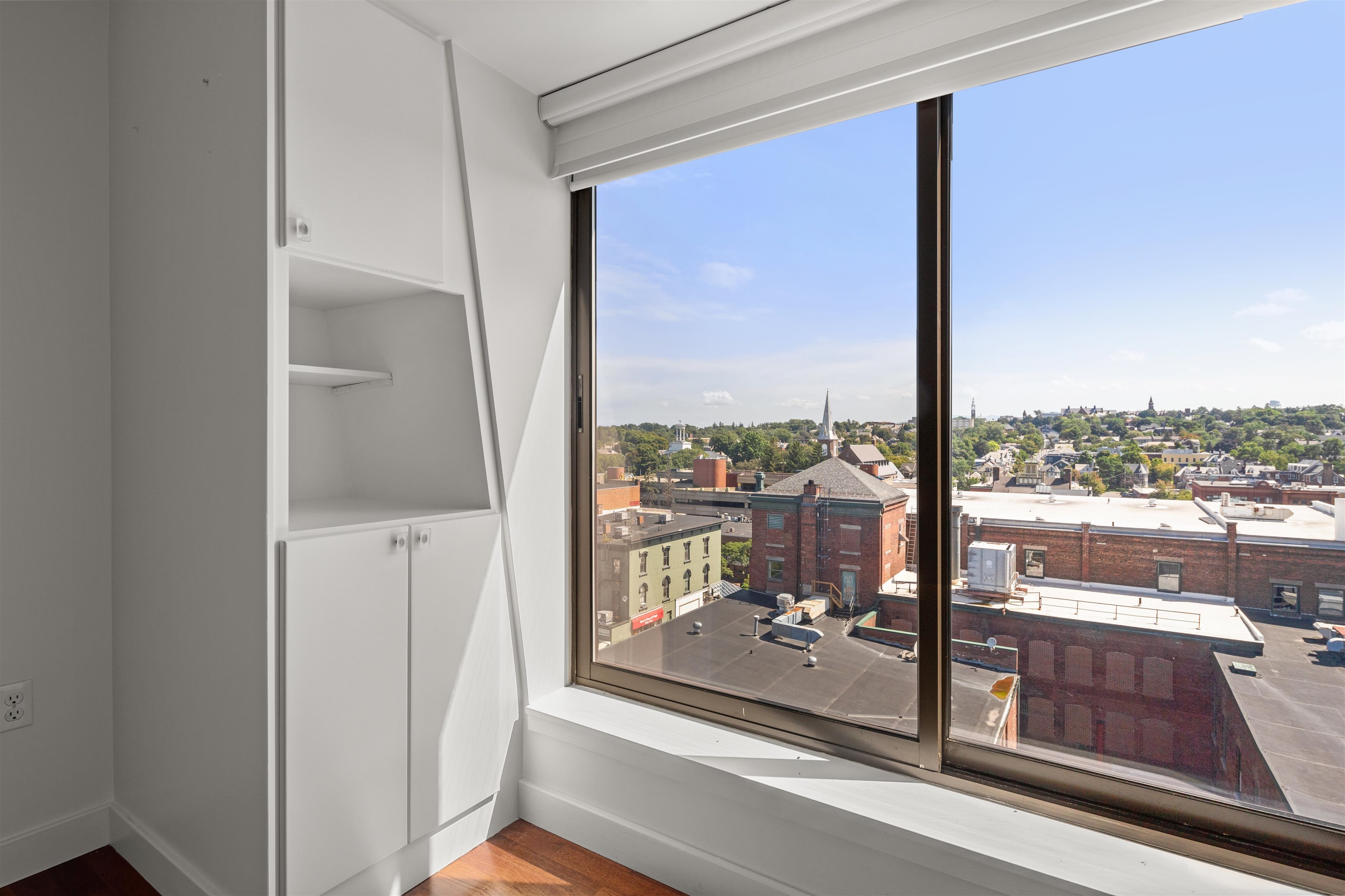 76 St Paul Street Unit: Unit # 8SE