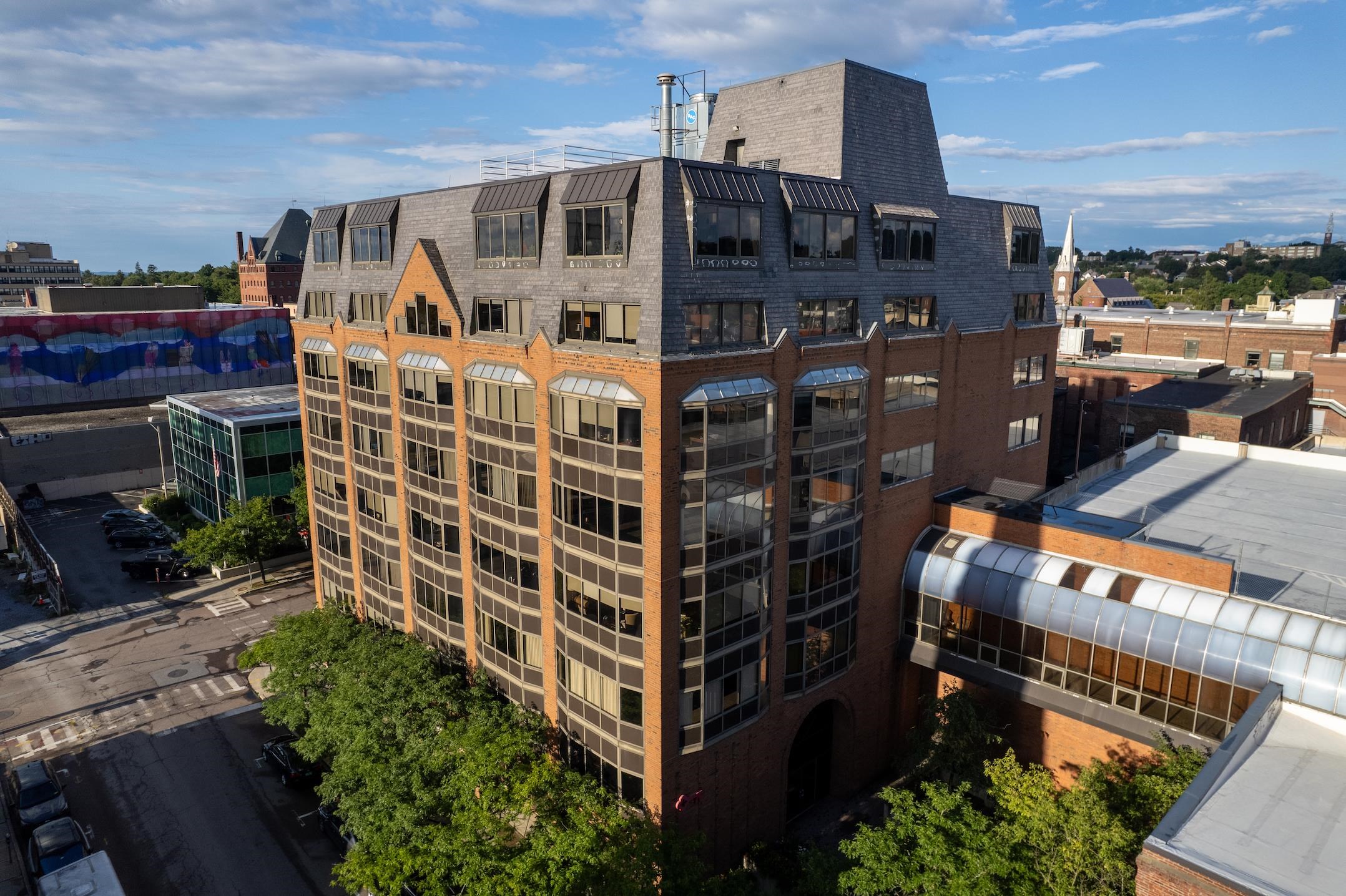 76 St Paul Street Unit: Unit # 8SE