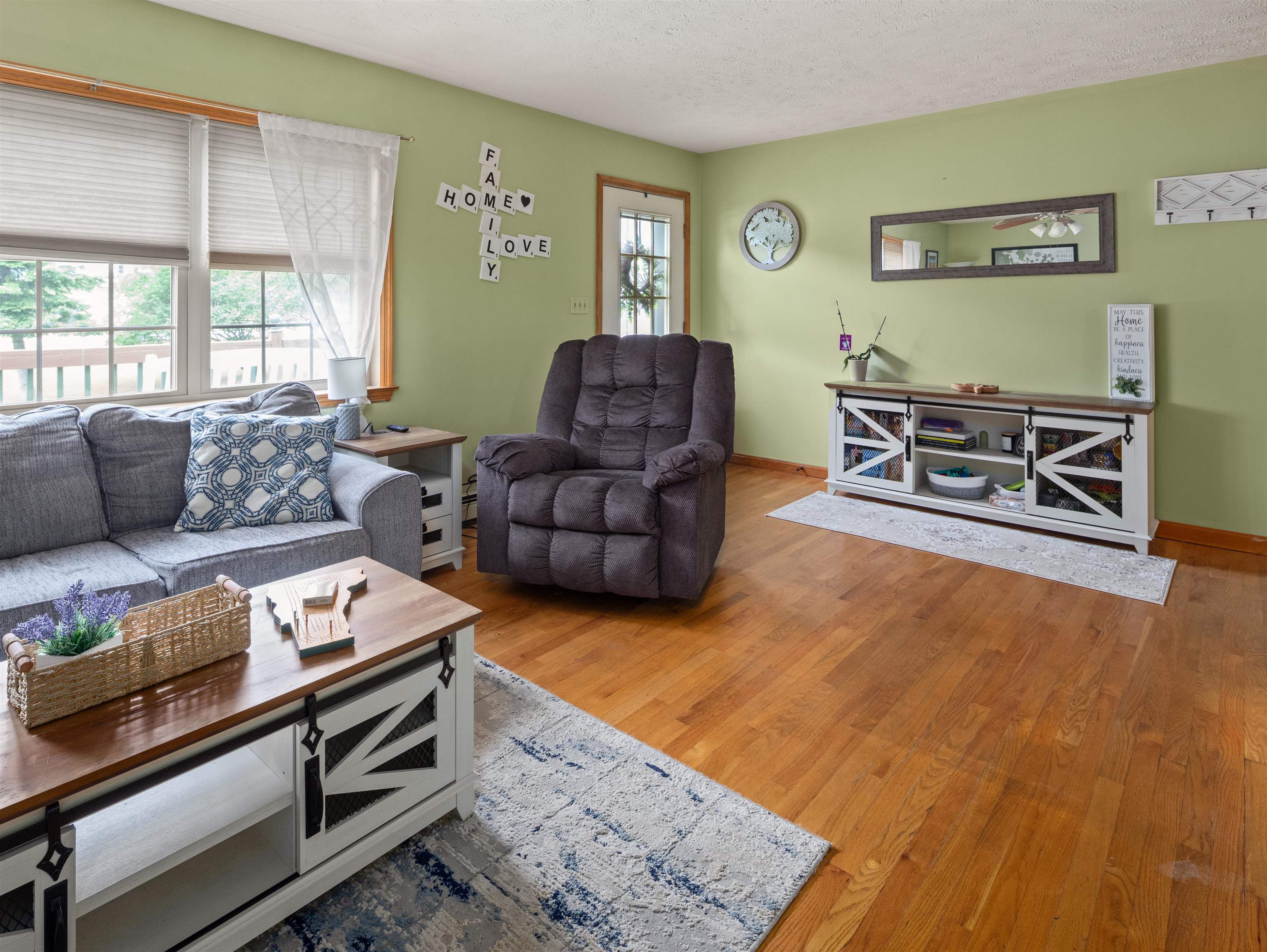 186 Patten Crosby Road