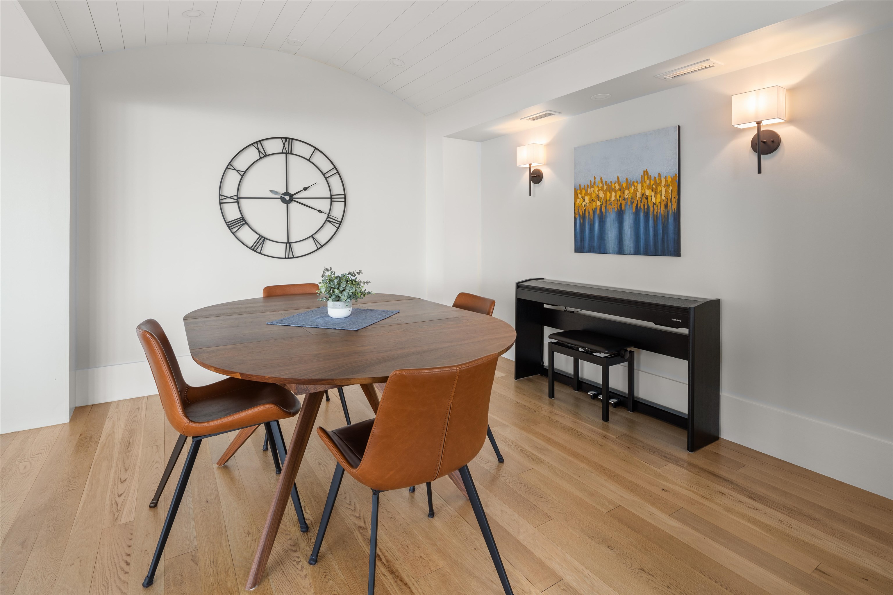 40 College Street Unit: 605