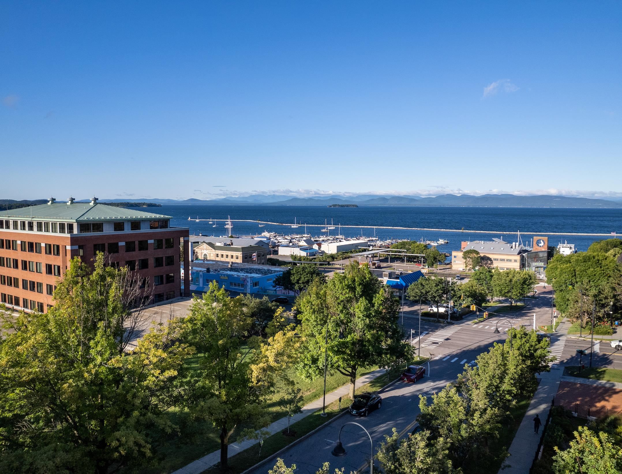 40 College Street Unit: 605