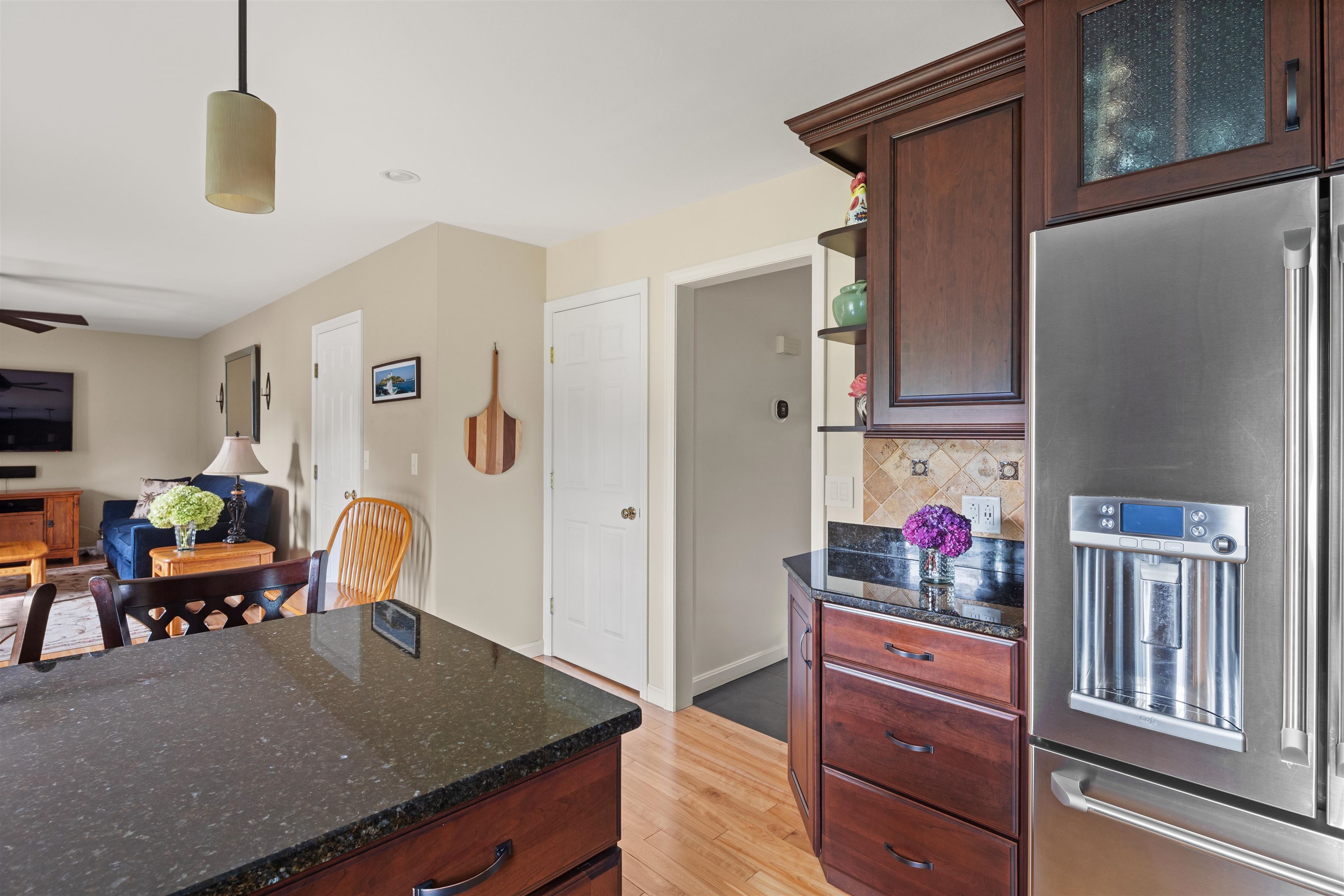 1 Moss Glen Lane