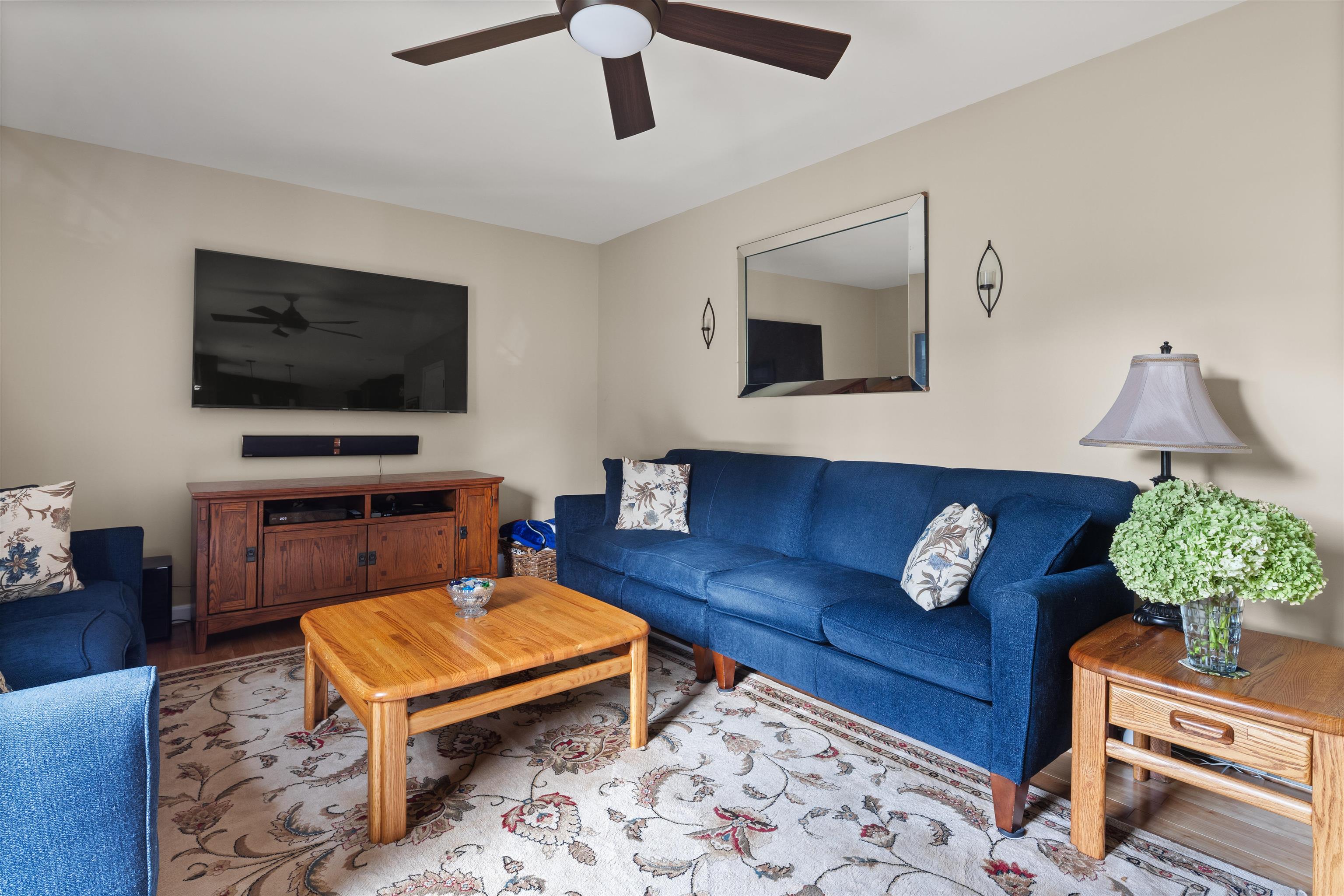 1 Moss Glen Lane