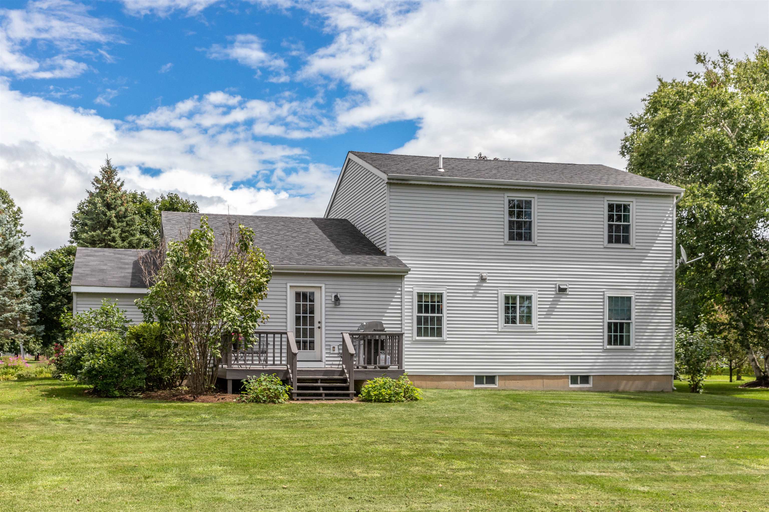 1 Moss Glen Lane