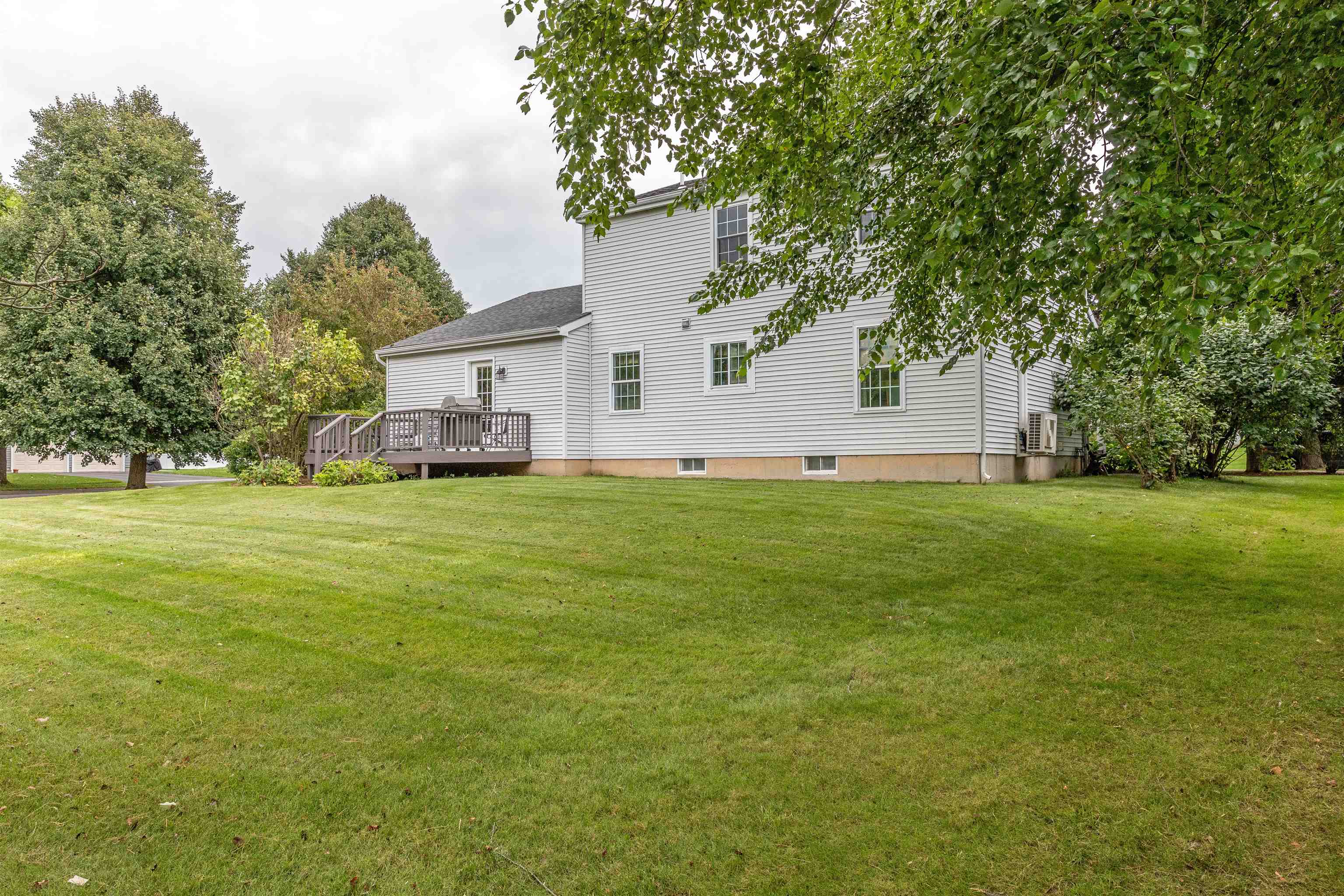 1 Moss Glen Lane