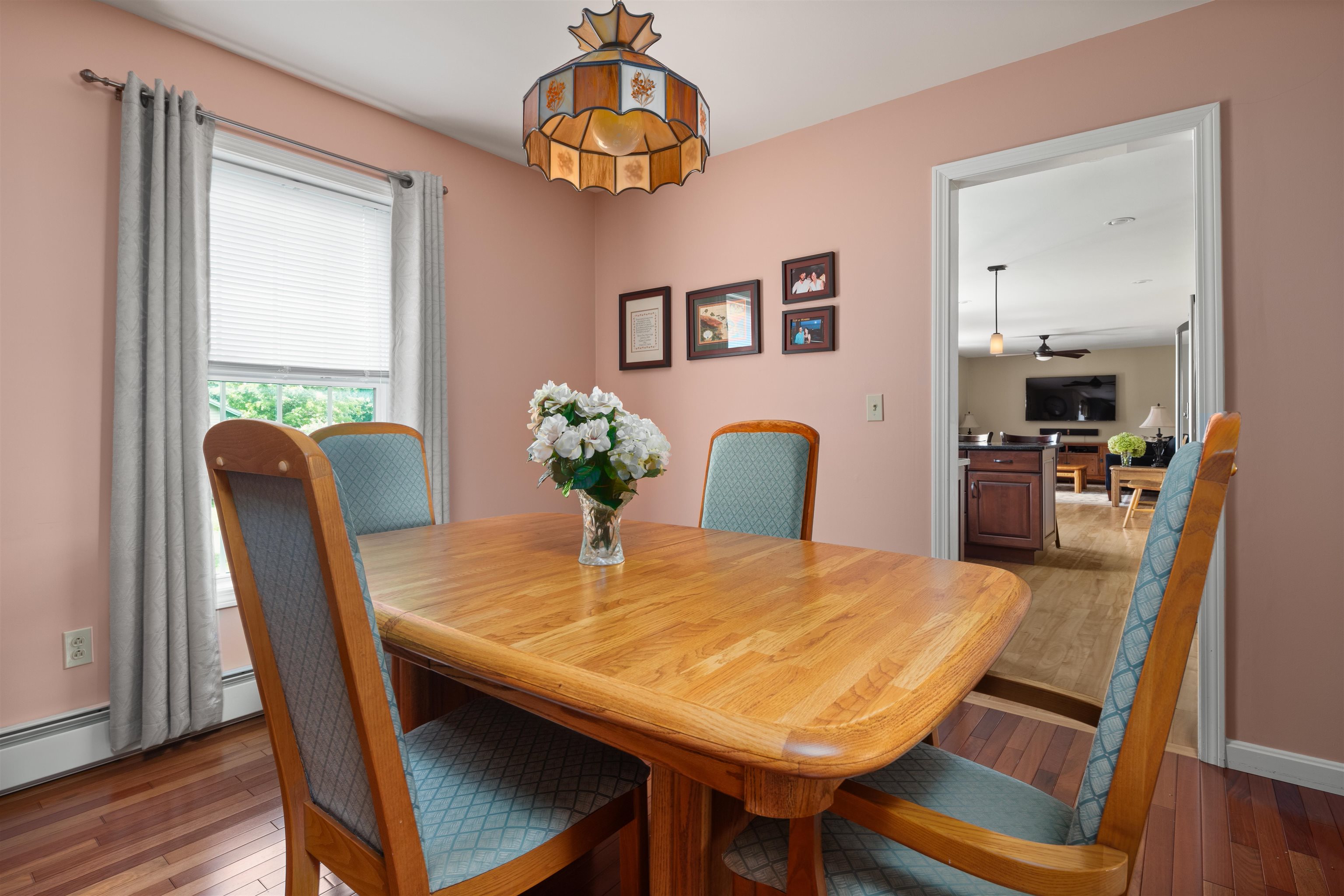1 Moss Glen Lane