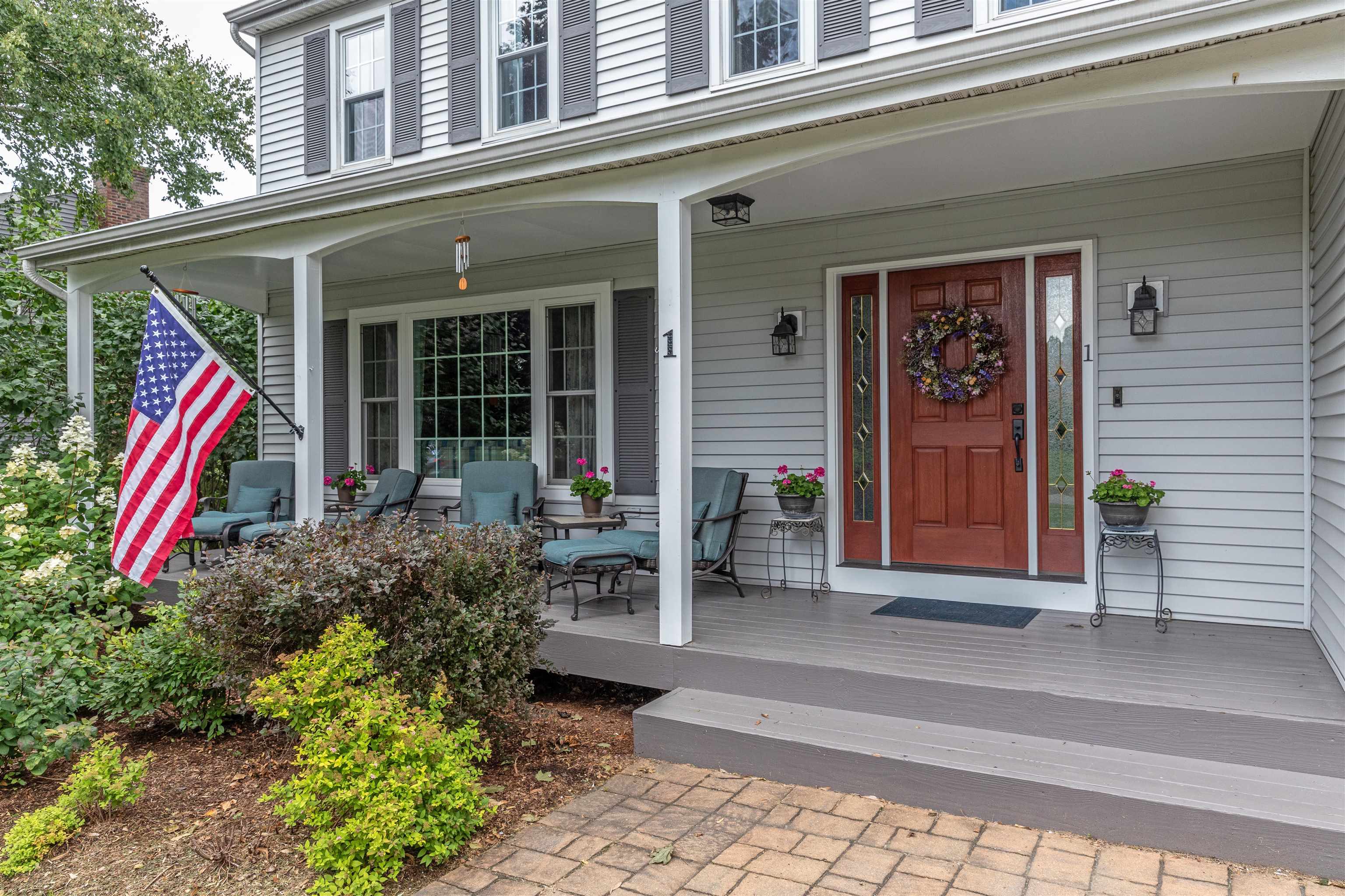 1 Moss Glen Lane