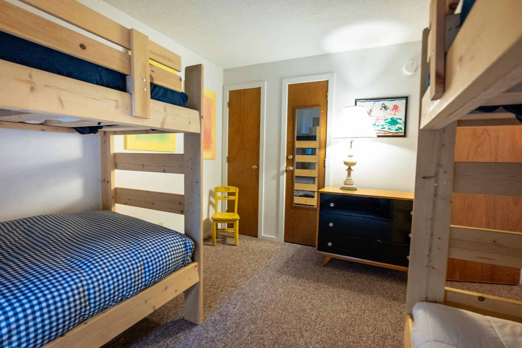 105 Snowside Drive Unit: 22