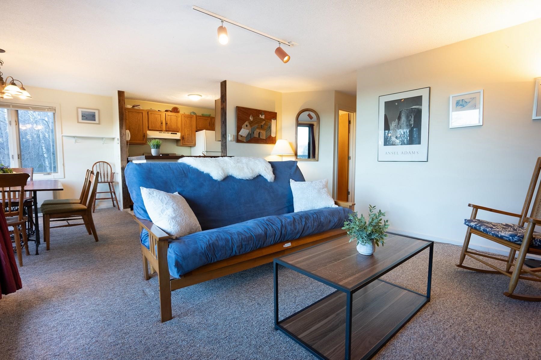 105 Snowside Drive Unit: 22