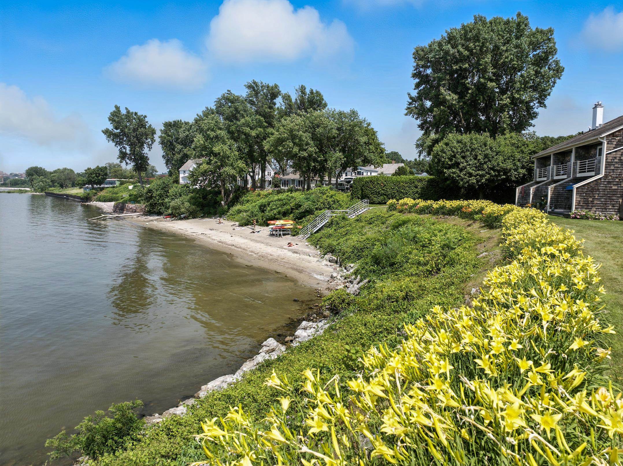 9 Harbor Watch Road