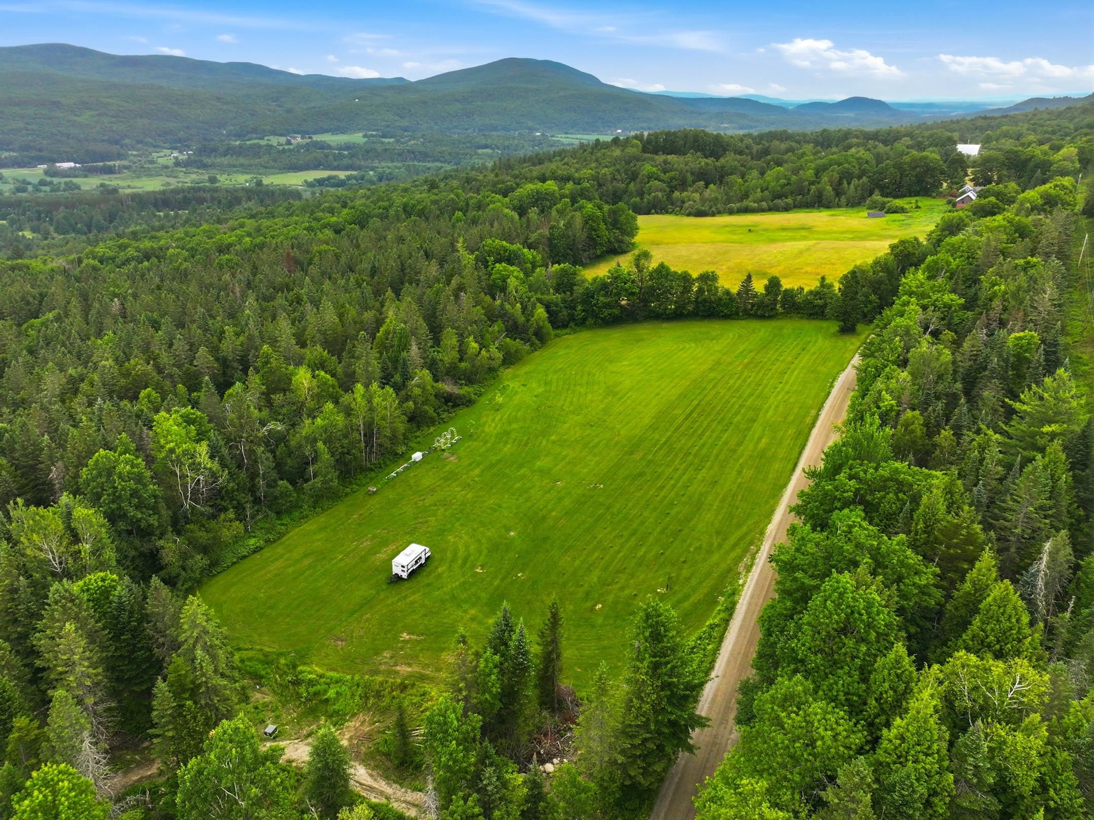 1090 Center Road Unit: Lot #3