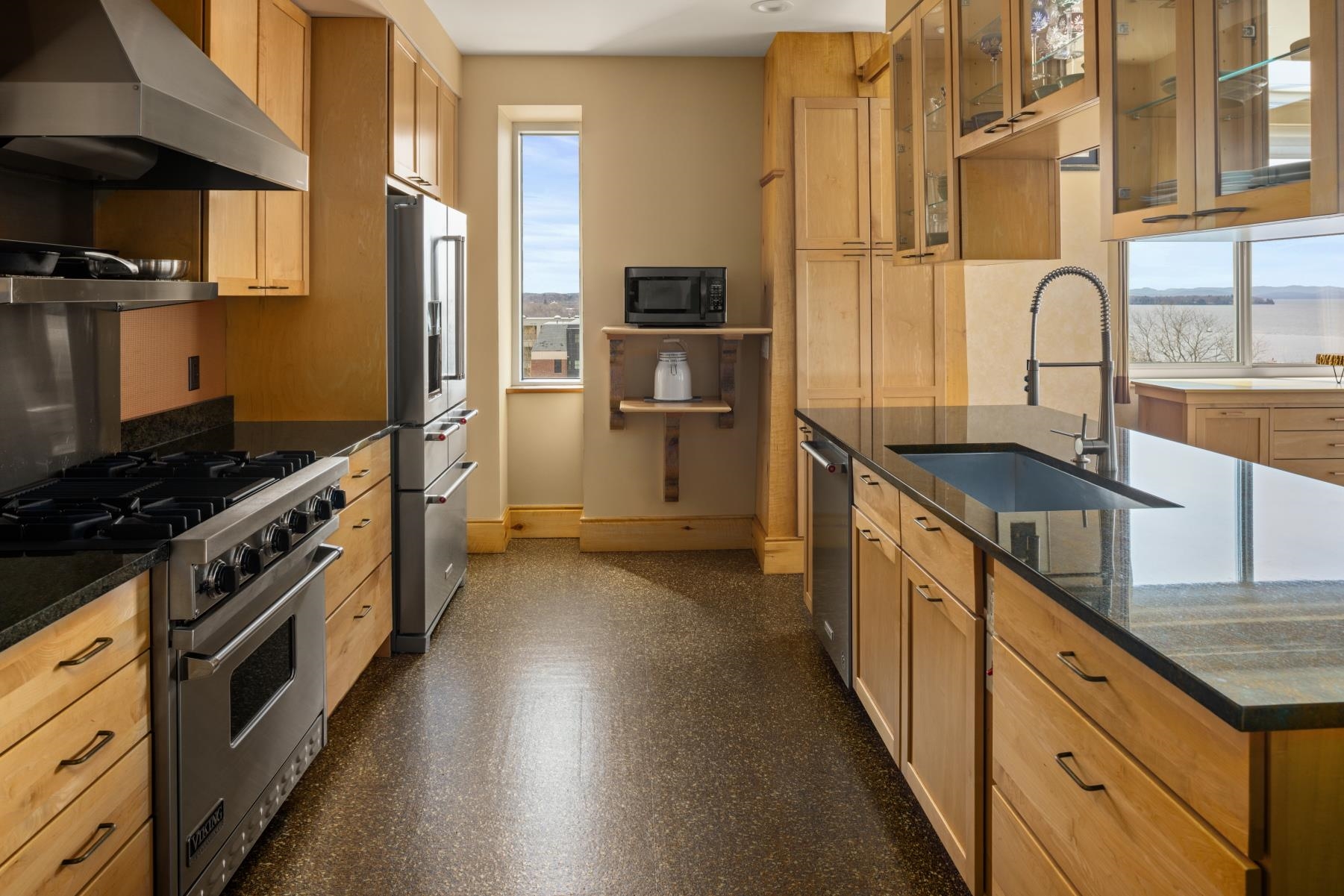 35 Cherry Street Unit: Unit 404