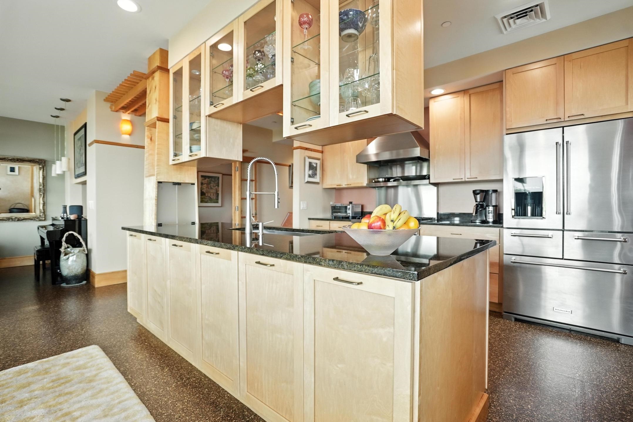 35 Cherry Street Unit: Unit 404