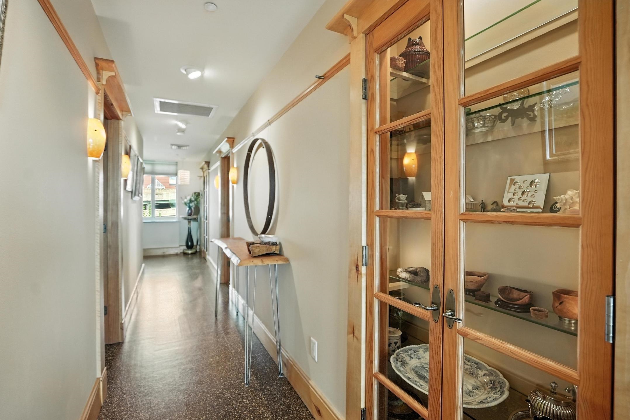 35 Cherry Street Unit: Unit 404