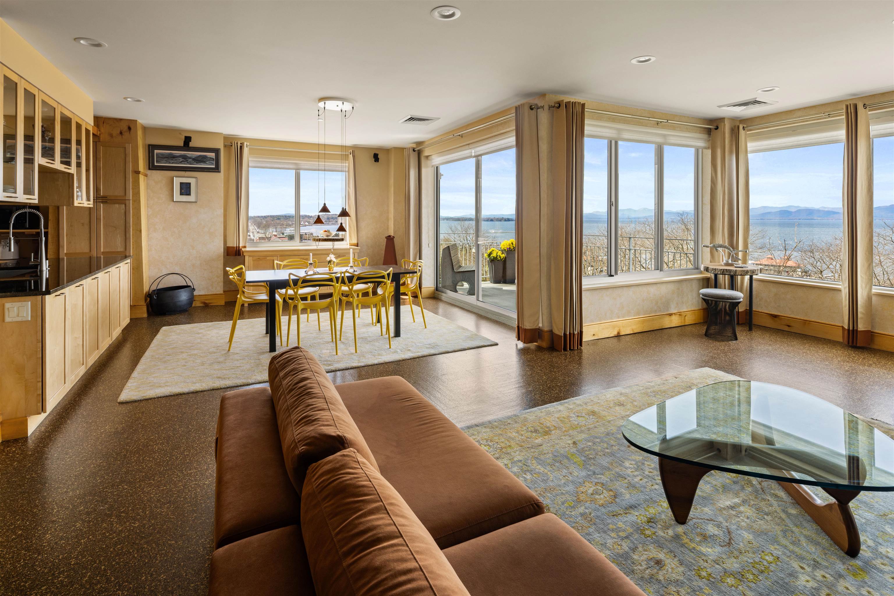 35 Cherry Street Unit: Unit 404