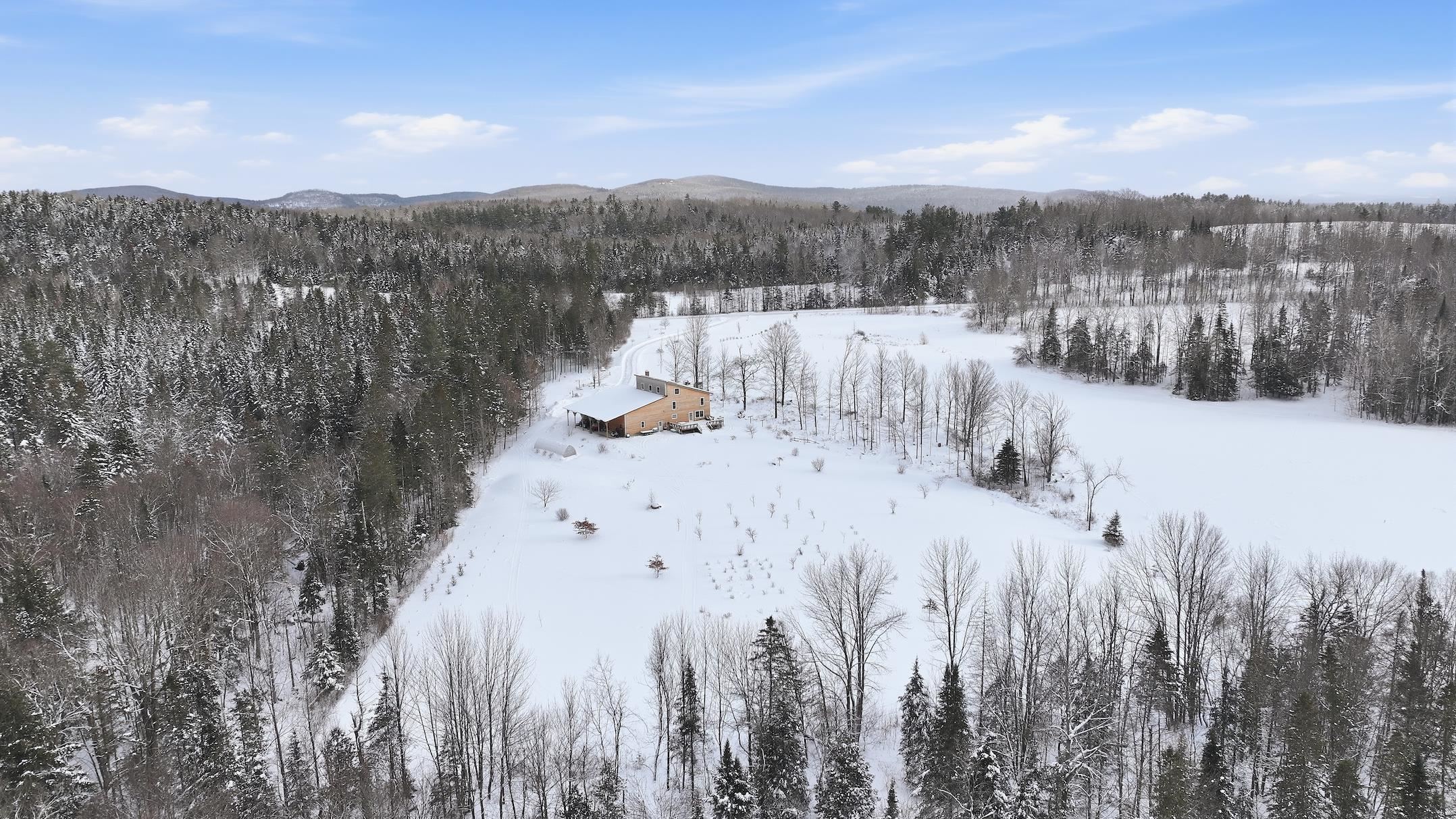 1090 Center Road Unit: #1
