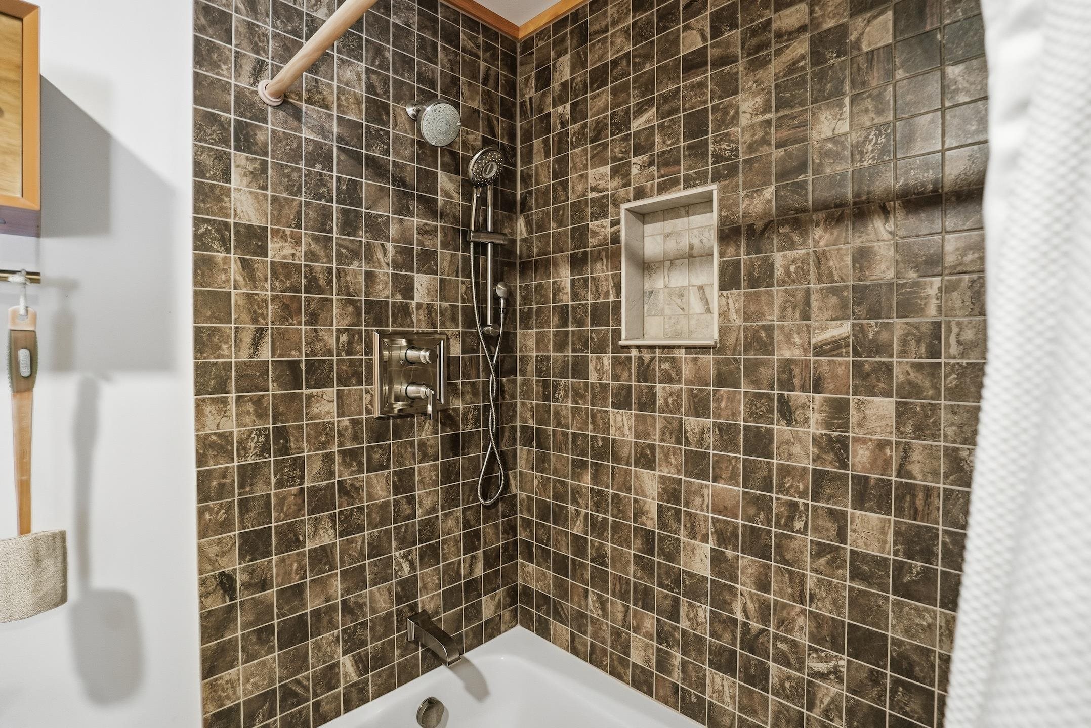 1090 Center Road Unit: #1