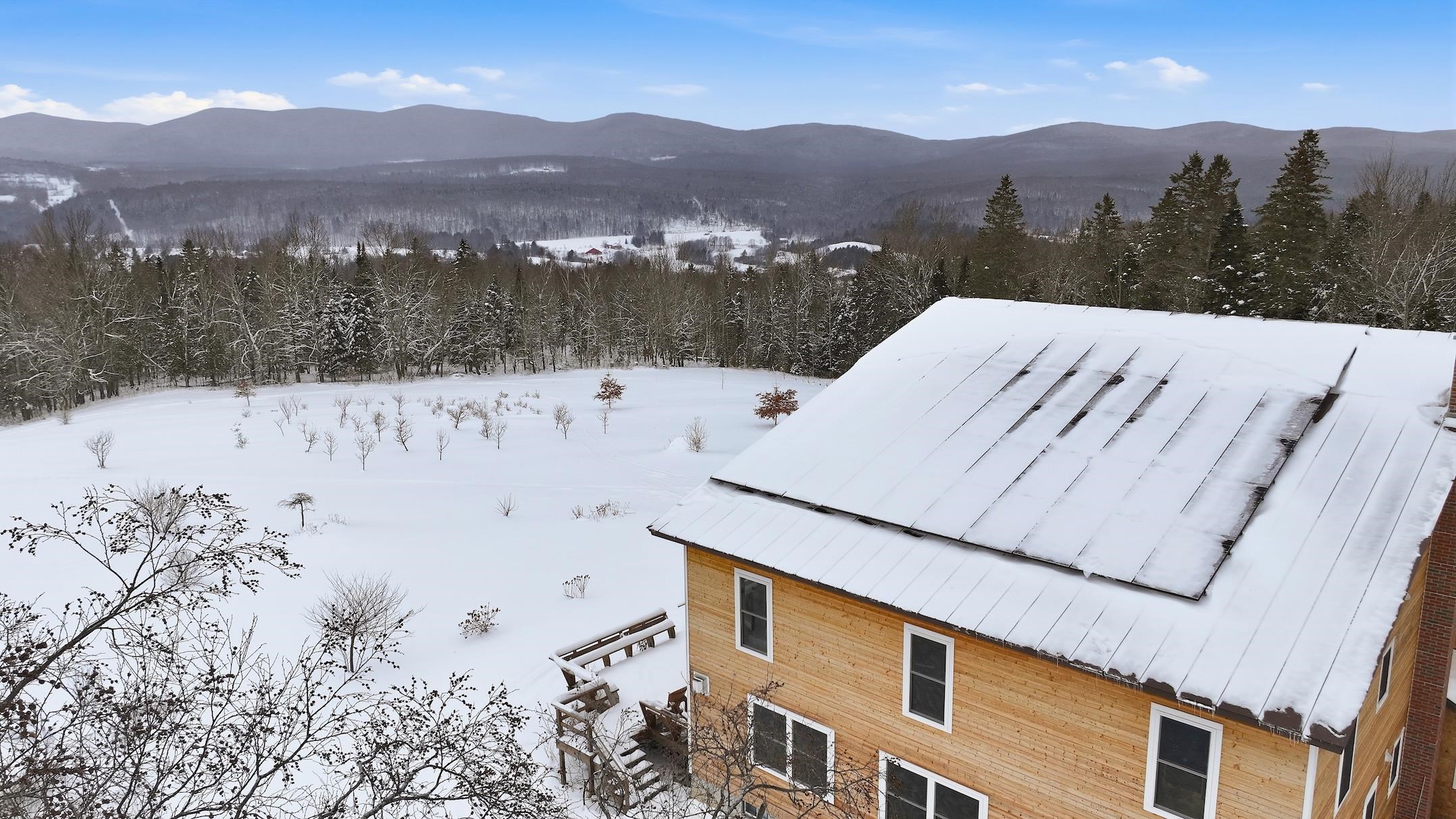 1090 Center Road Unit: #1
