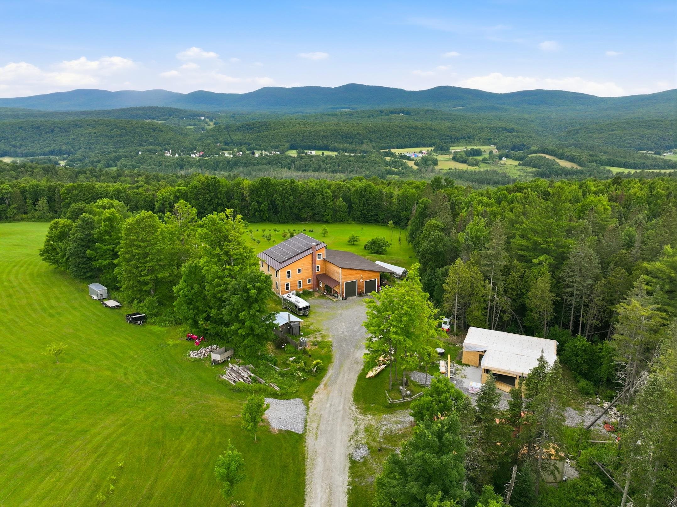 1090 Center Road Unit: #1