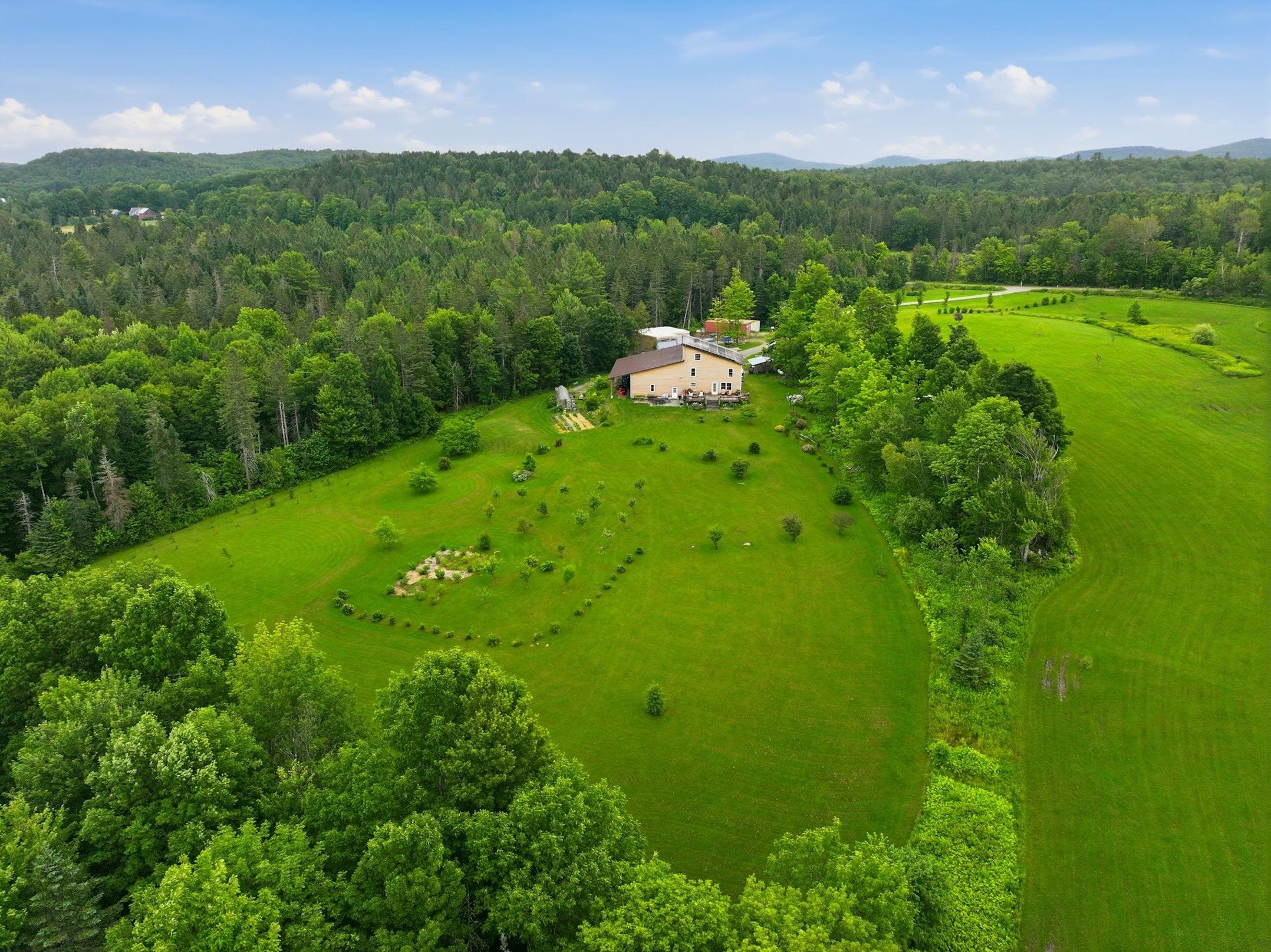 1090 Center Road Unit: #1