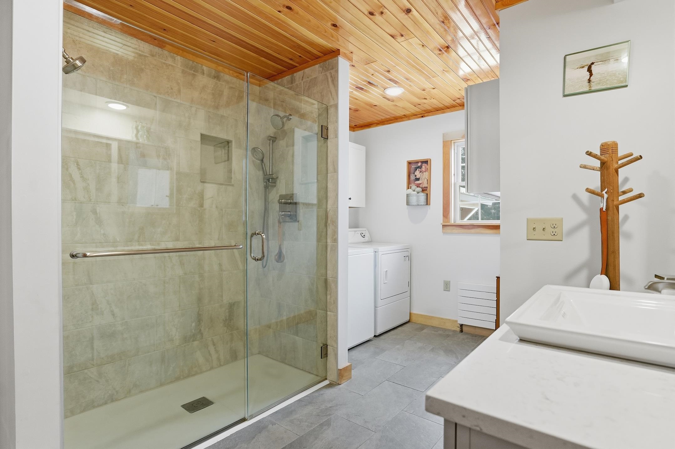 1090 Center Road Unit: #1