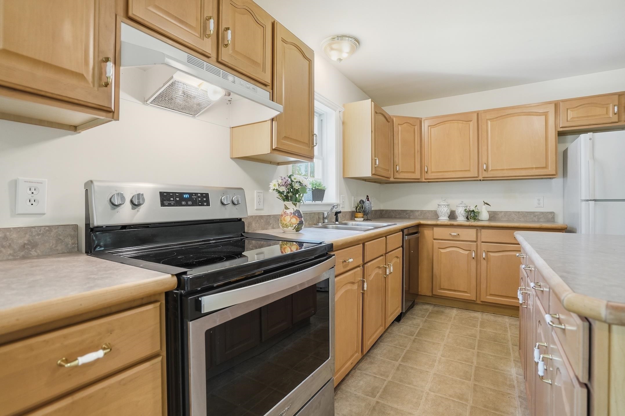 15 Allaire Drive