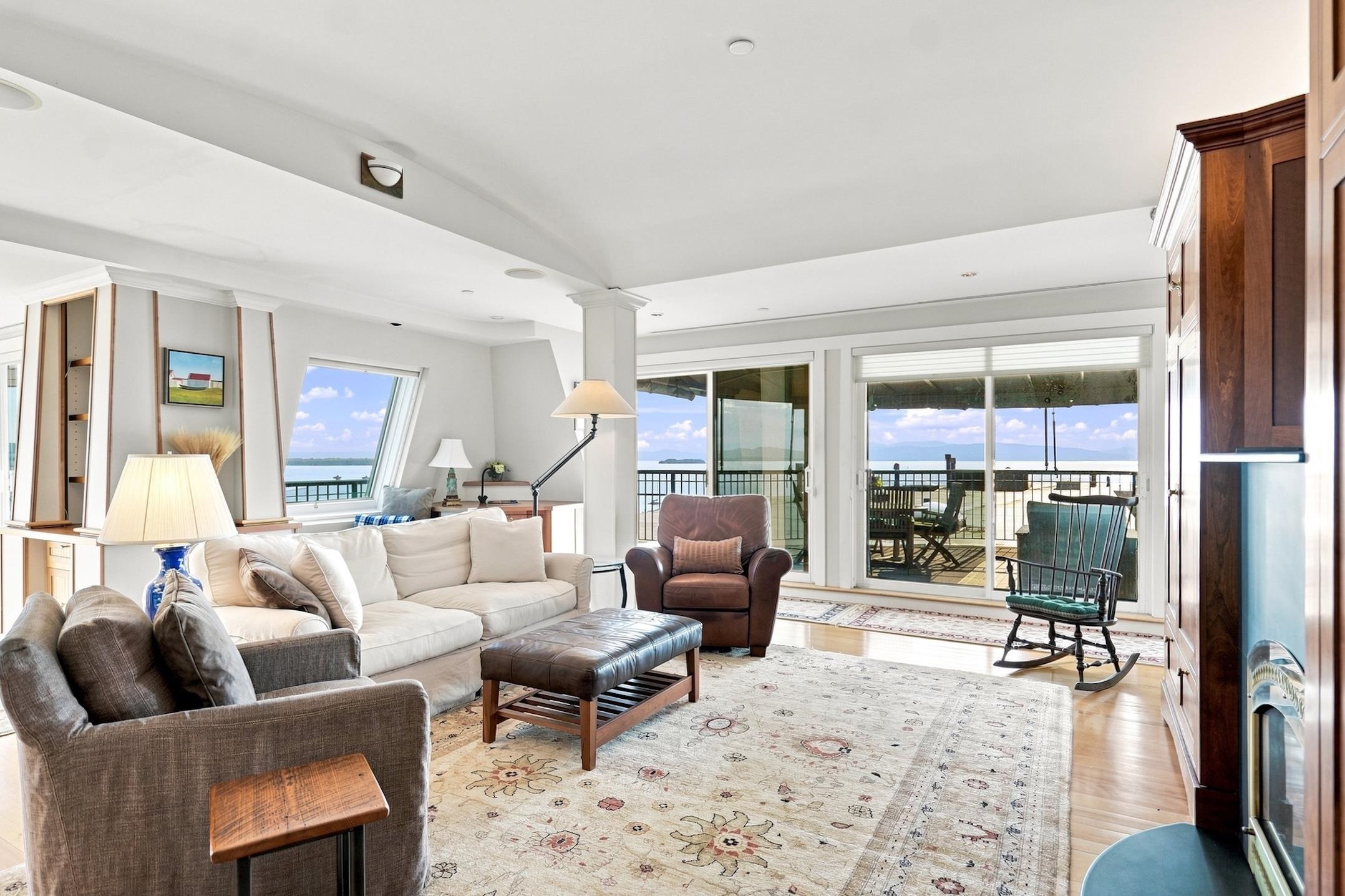40 College Street Unit: 801