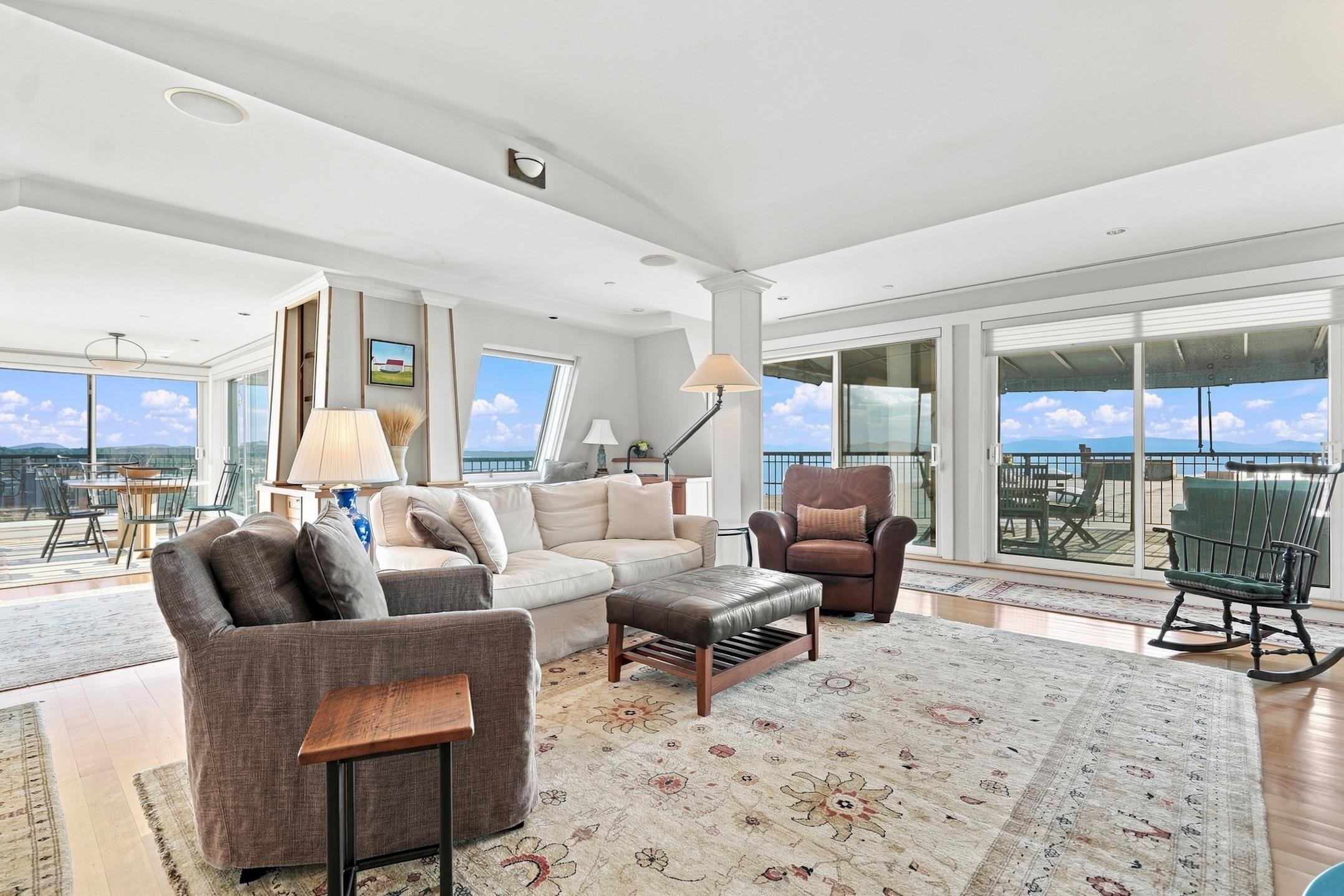 40 College Street Unit: 801