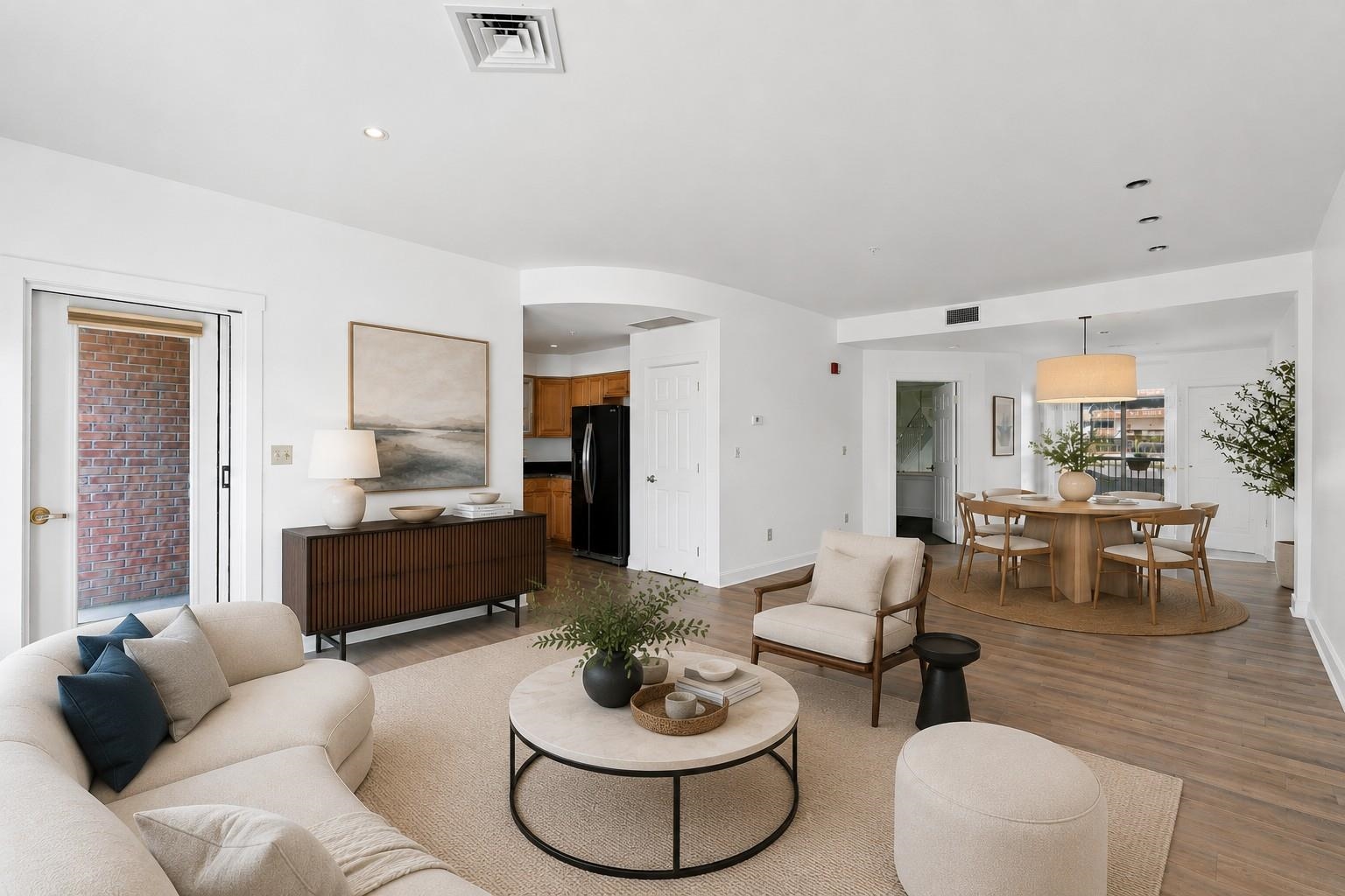 40 College Street Unit: 514c