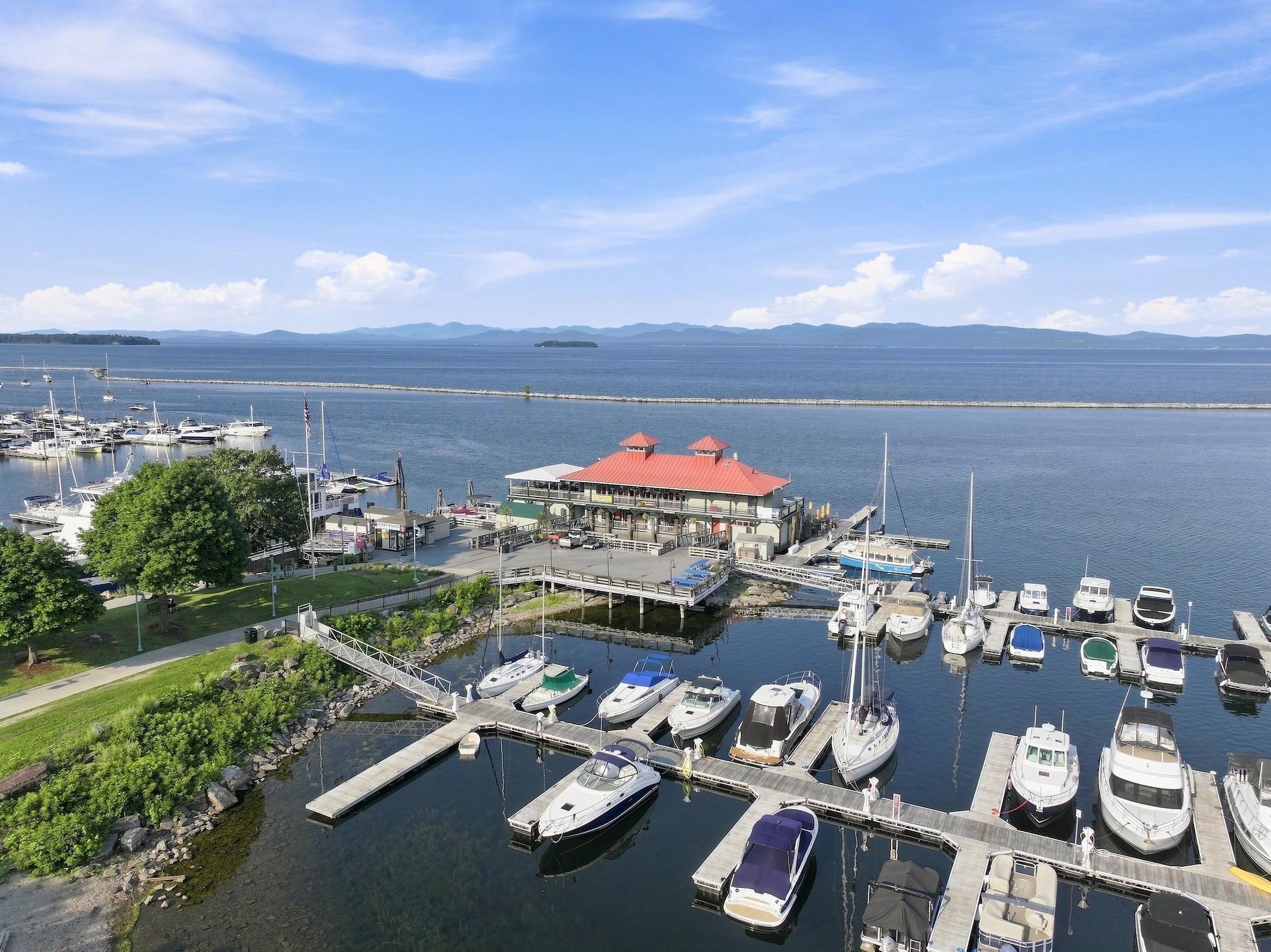 40 College Street Unit: 514c