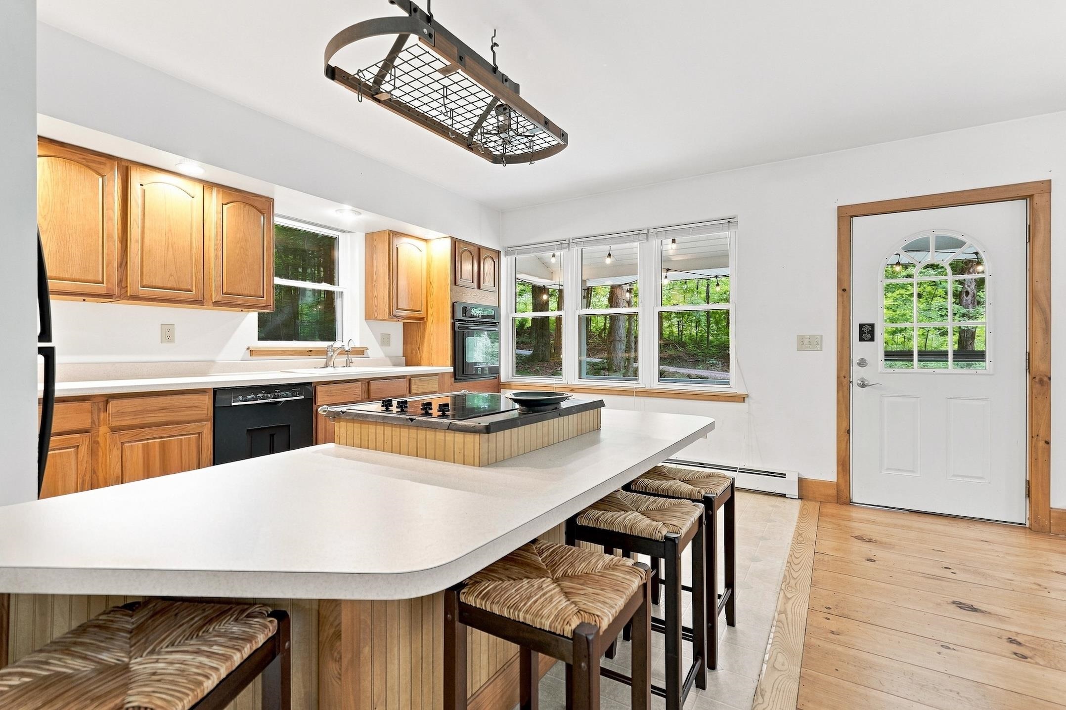 1417 Mason Hill North Road