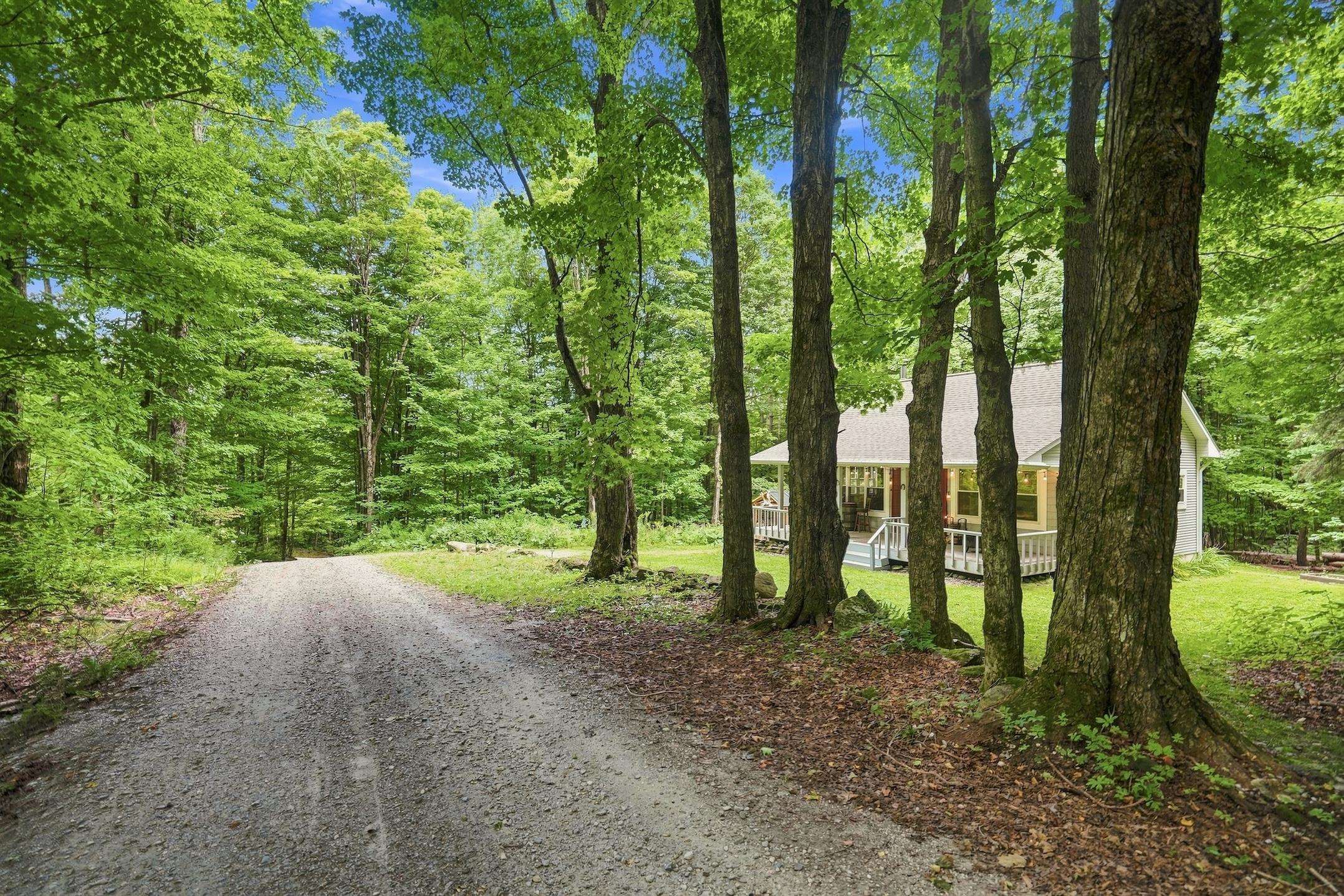 1417 Mason Hill North Road