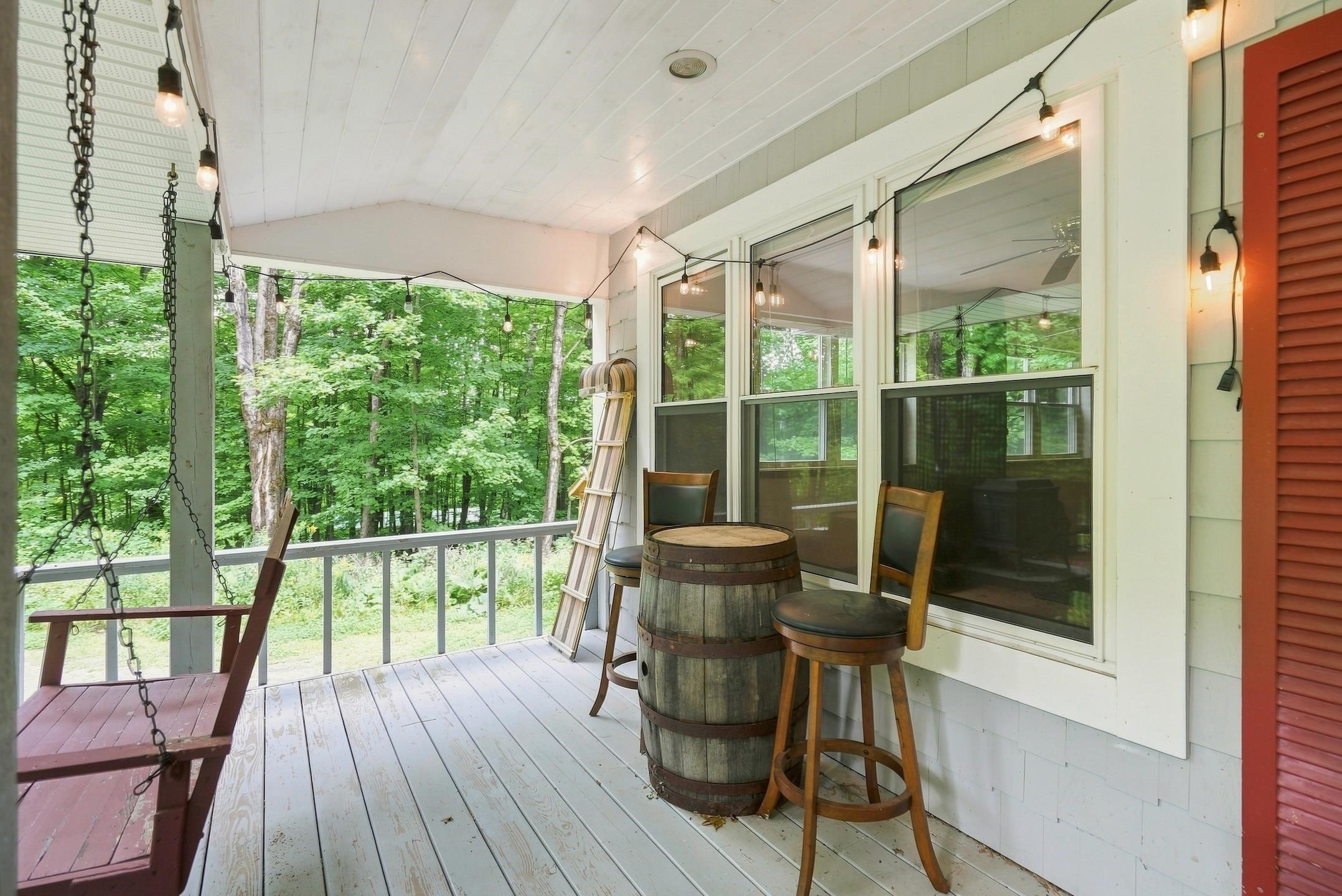 1417 Mason Hill North Road