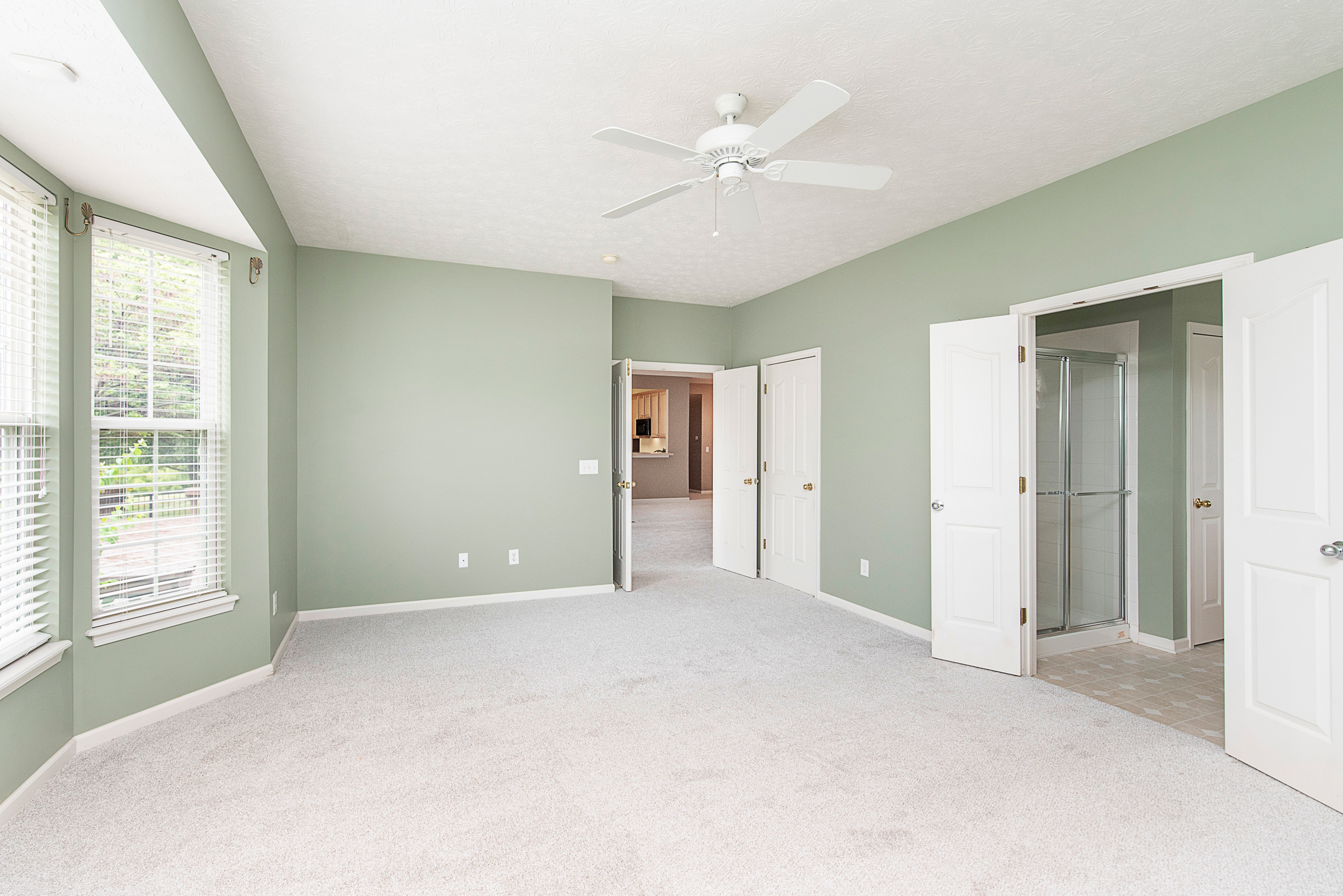 12894 Chorleywood Circle