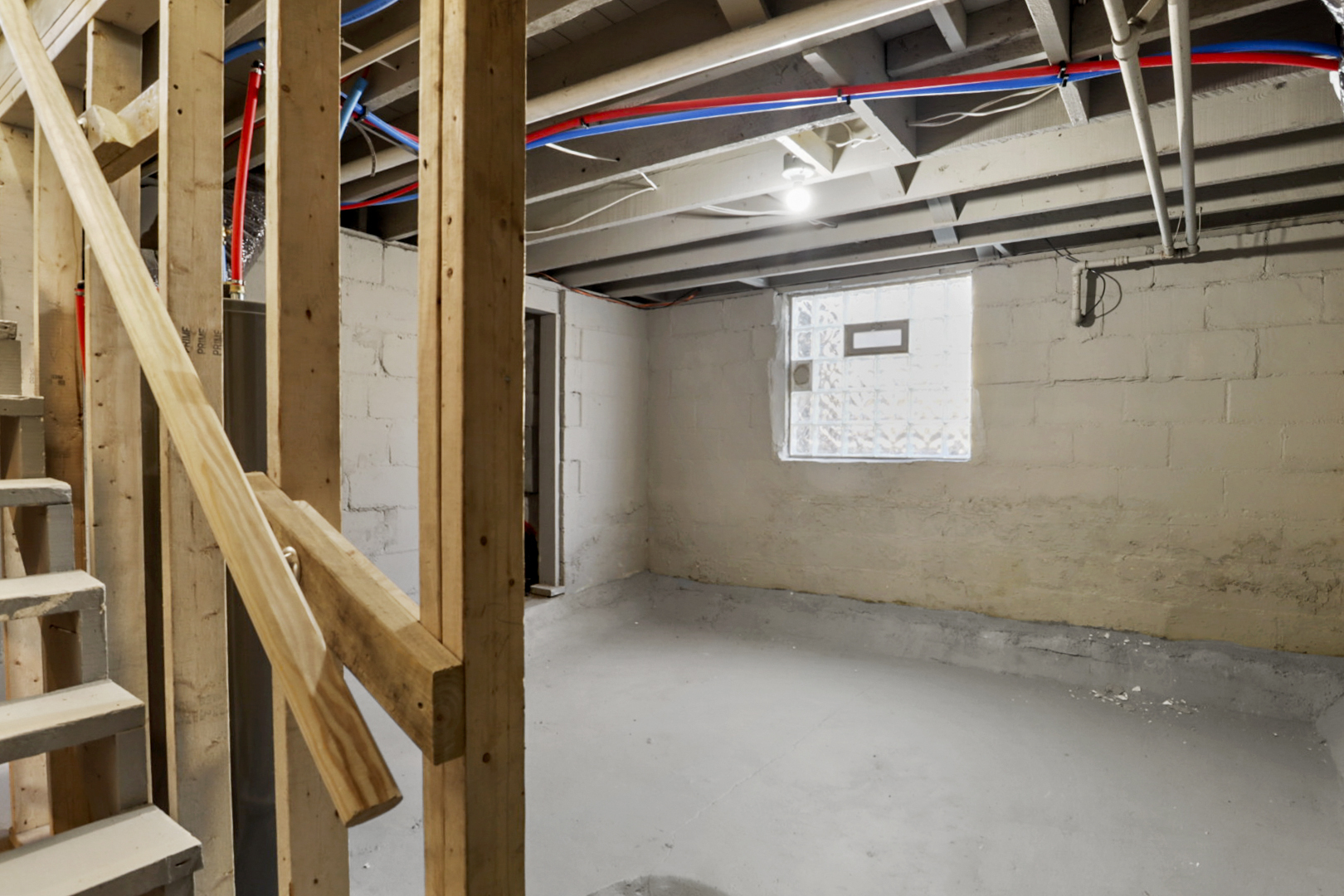 6120 Broadway Street