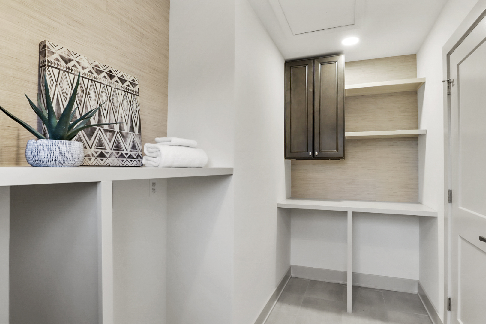 6120 Broadway Street