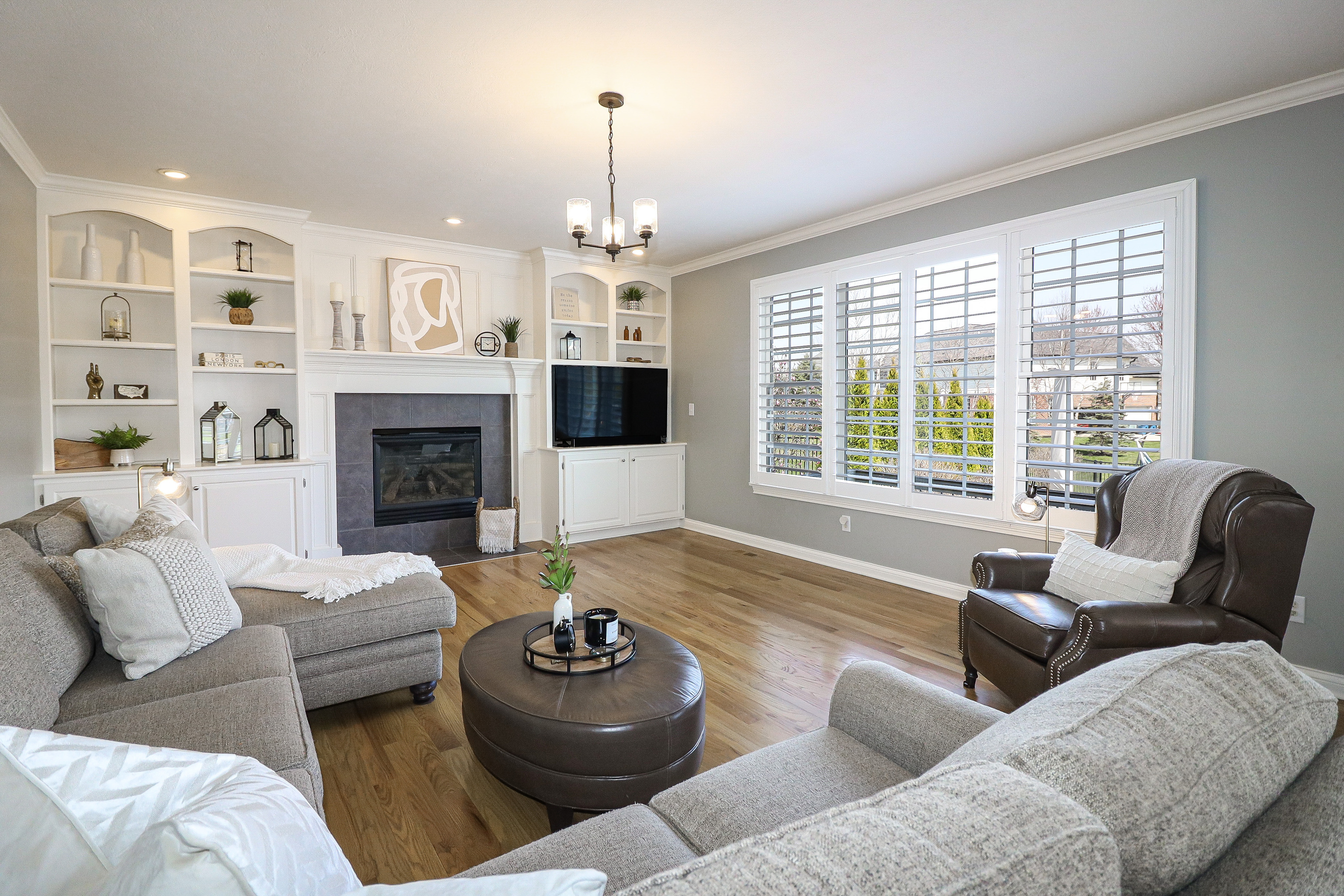 9880 Wading Crane Avenue