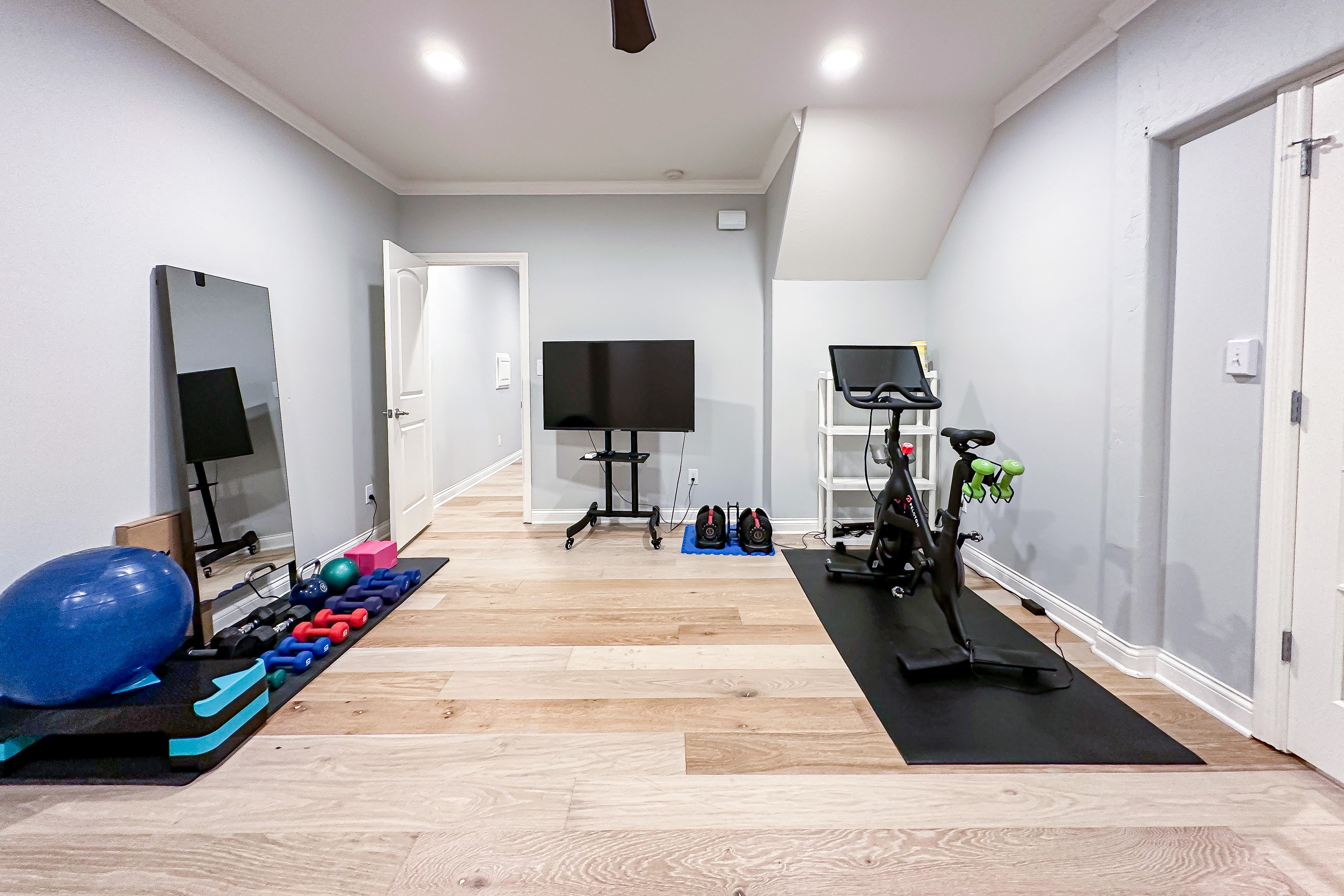 9880 Wading Crane Avenue