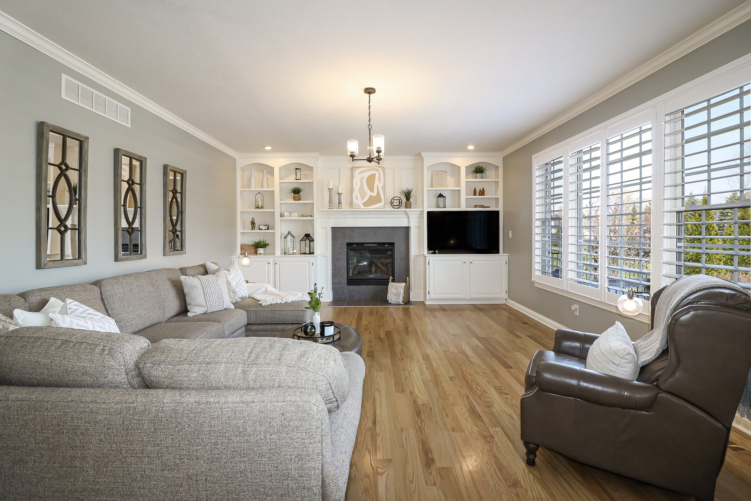 9880 Wading Crane Avenue