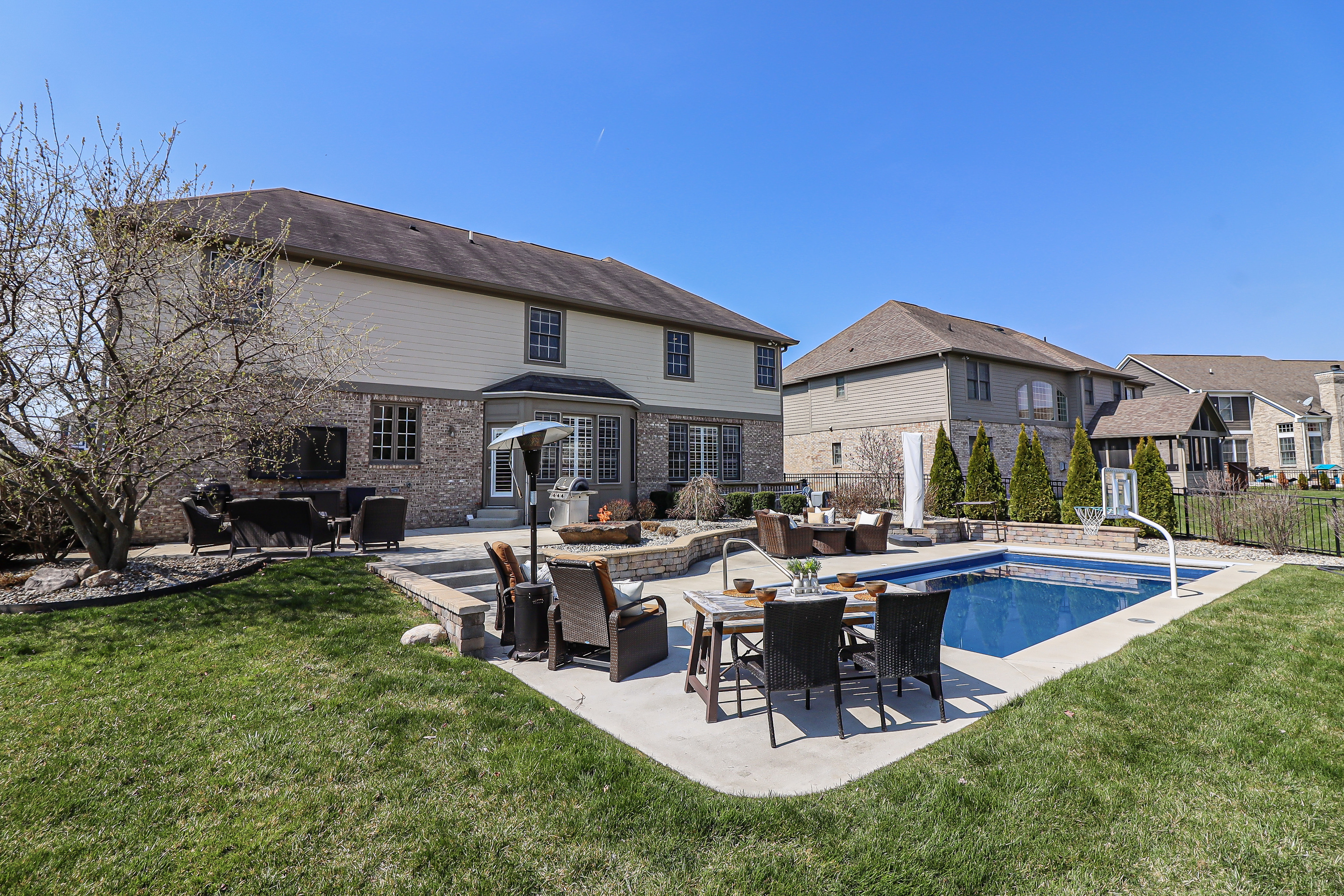 9880 Wading Crane Avenue