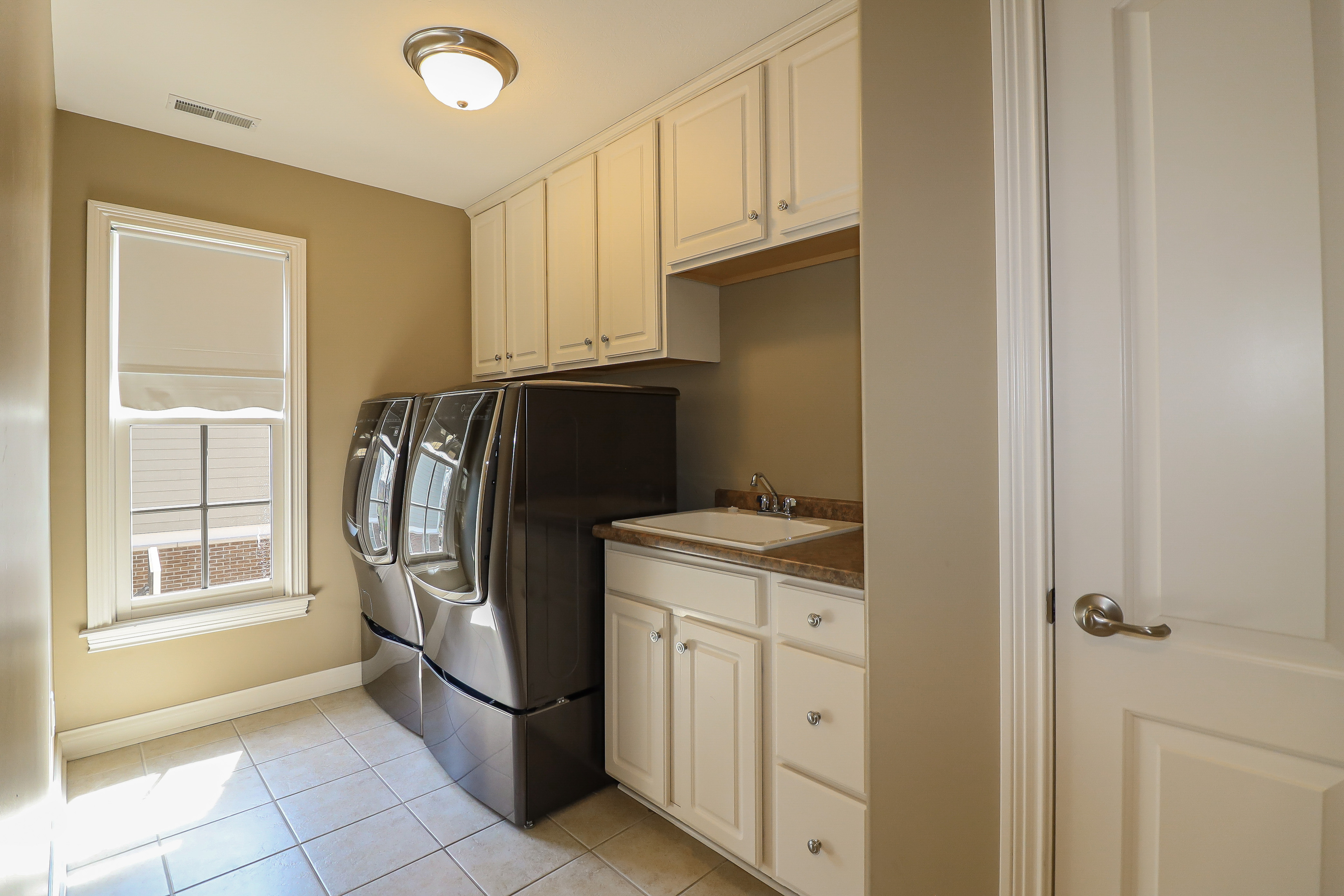 9880 Wading Crane Avenue