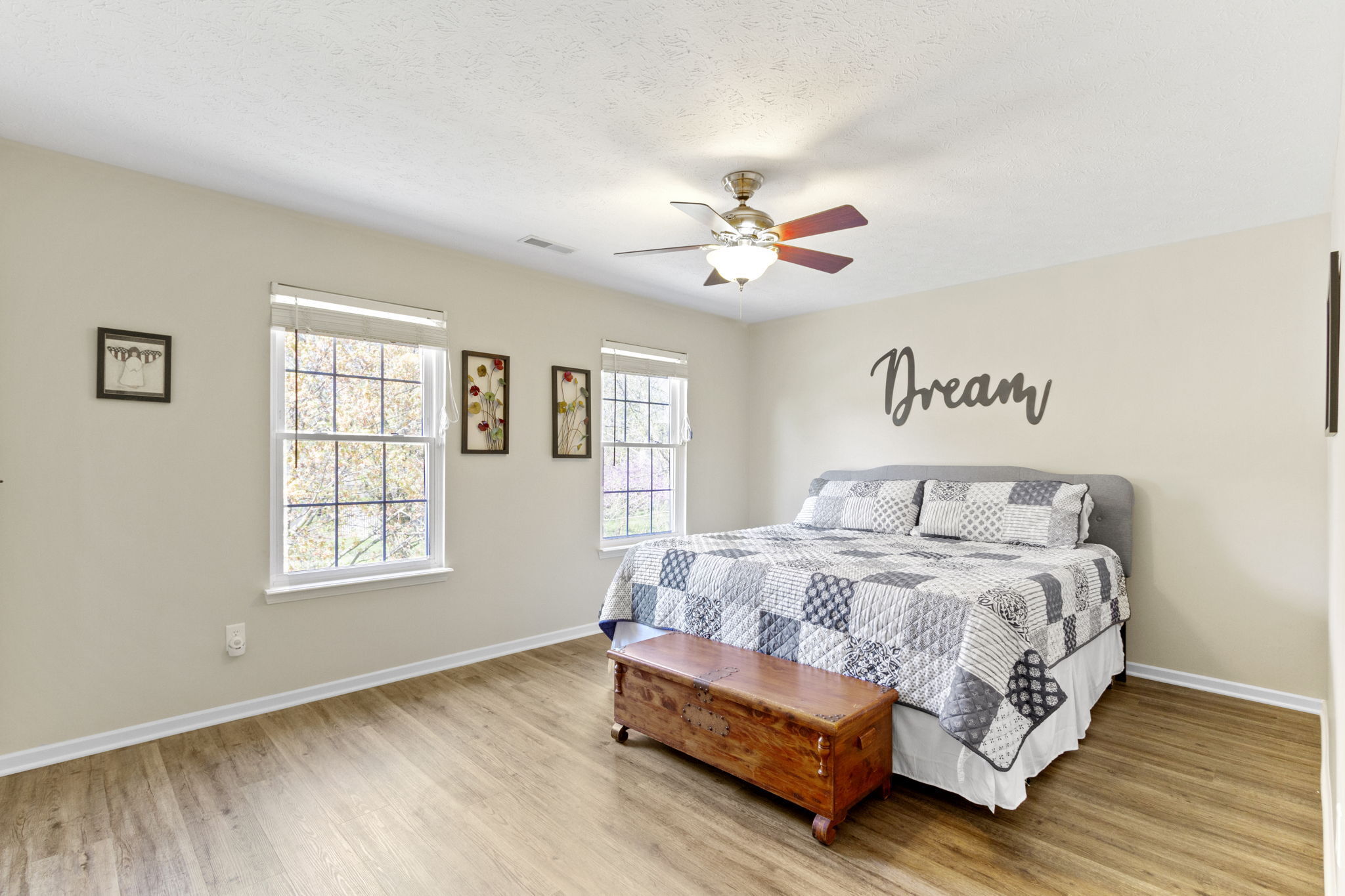 20506 Country Lake Boulevard