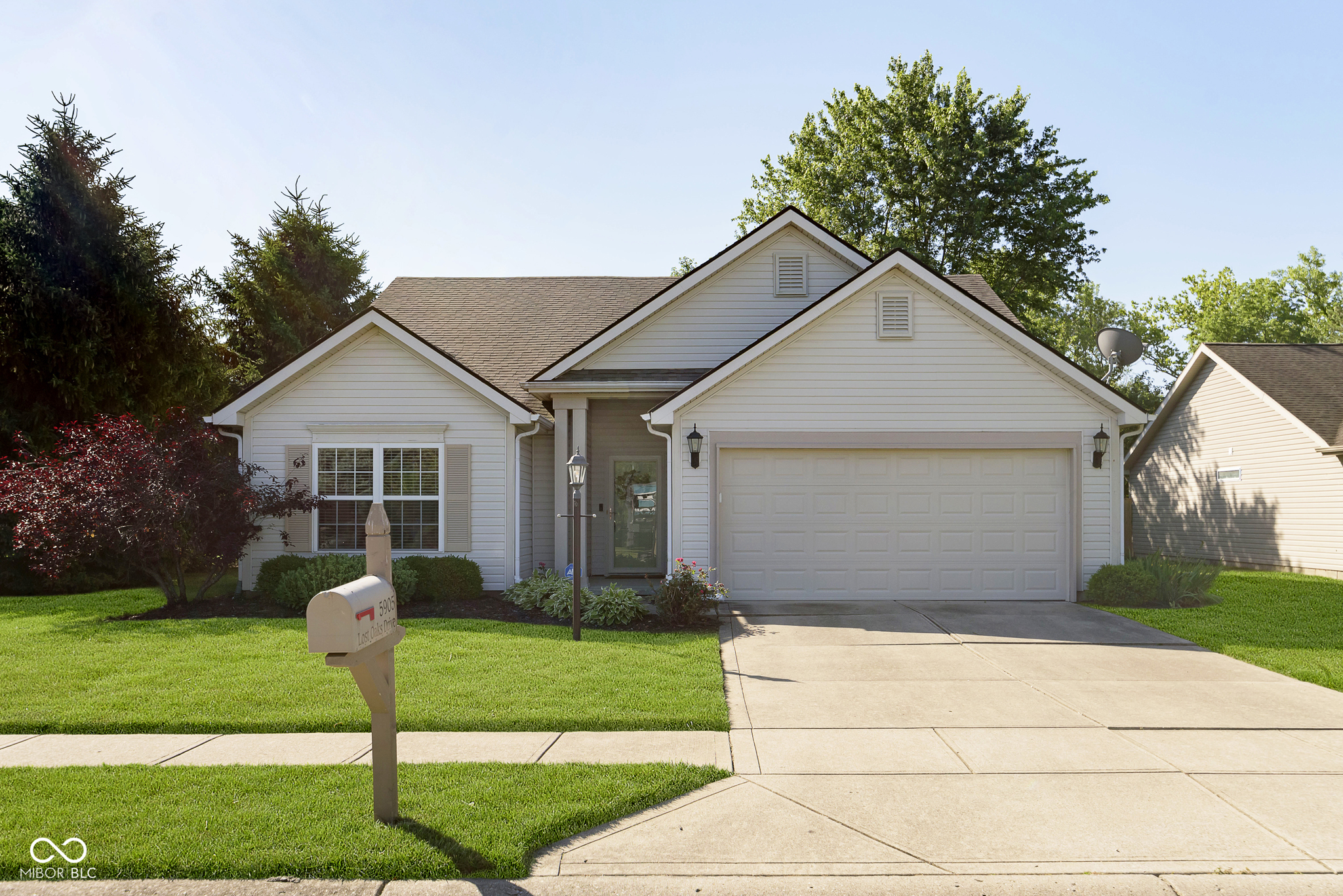 5905 Lost Oaks Drive