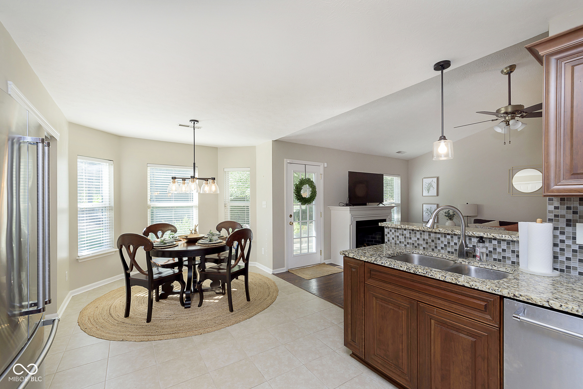 5905 Lost Oaks Drive