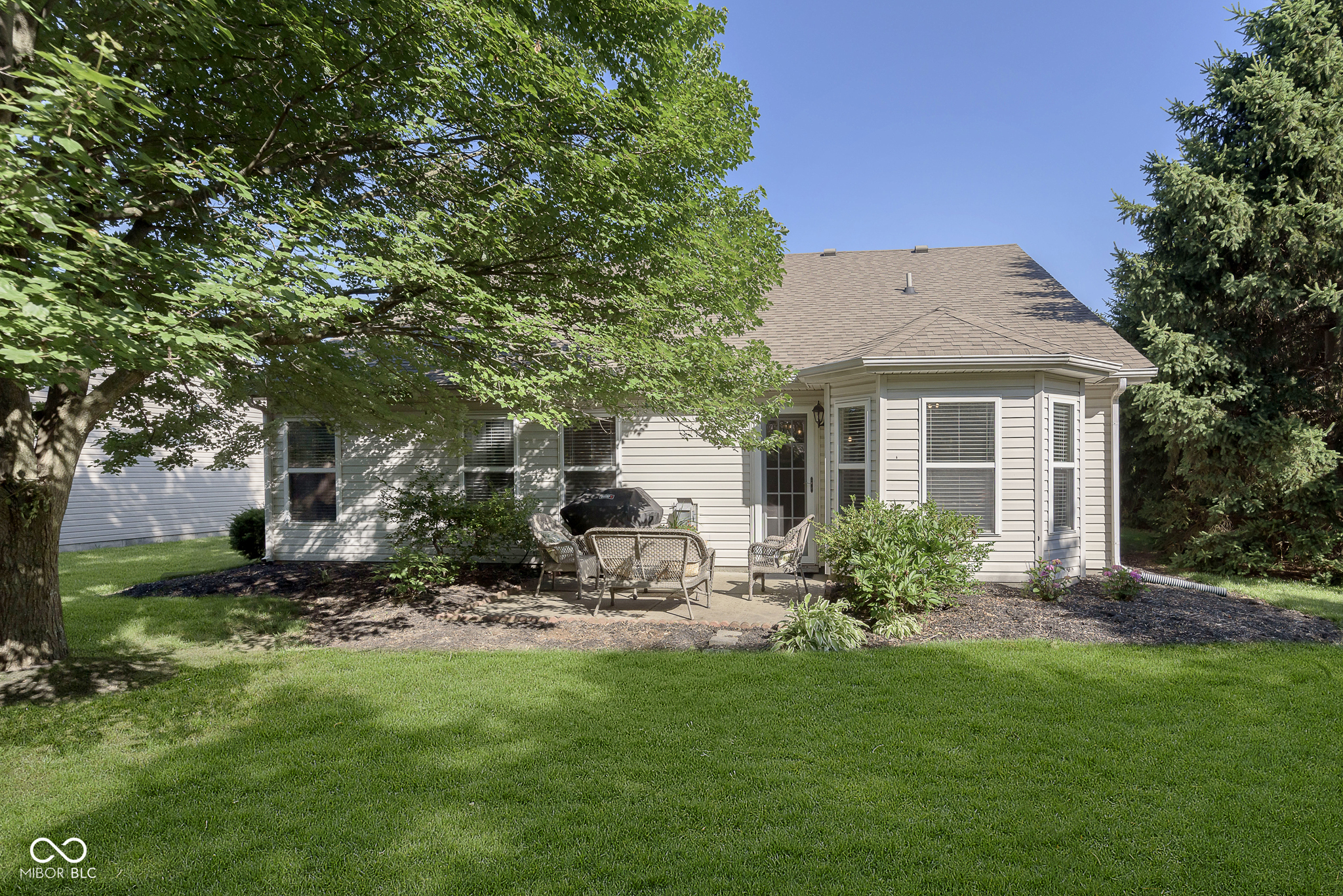 5905 Lost Oaks Drive