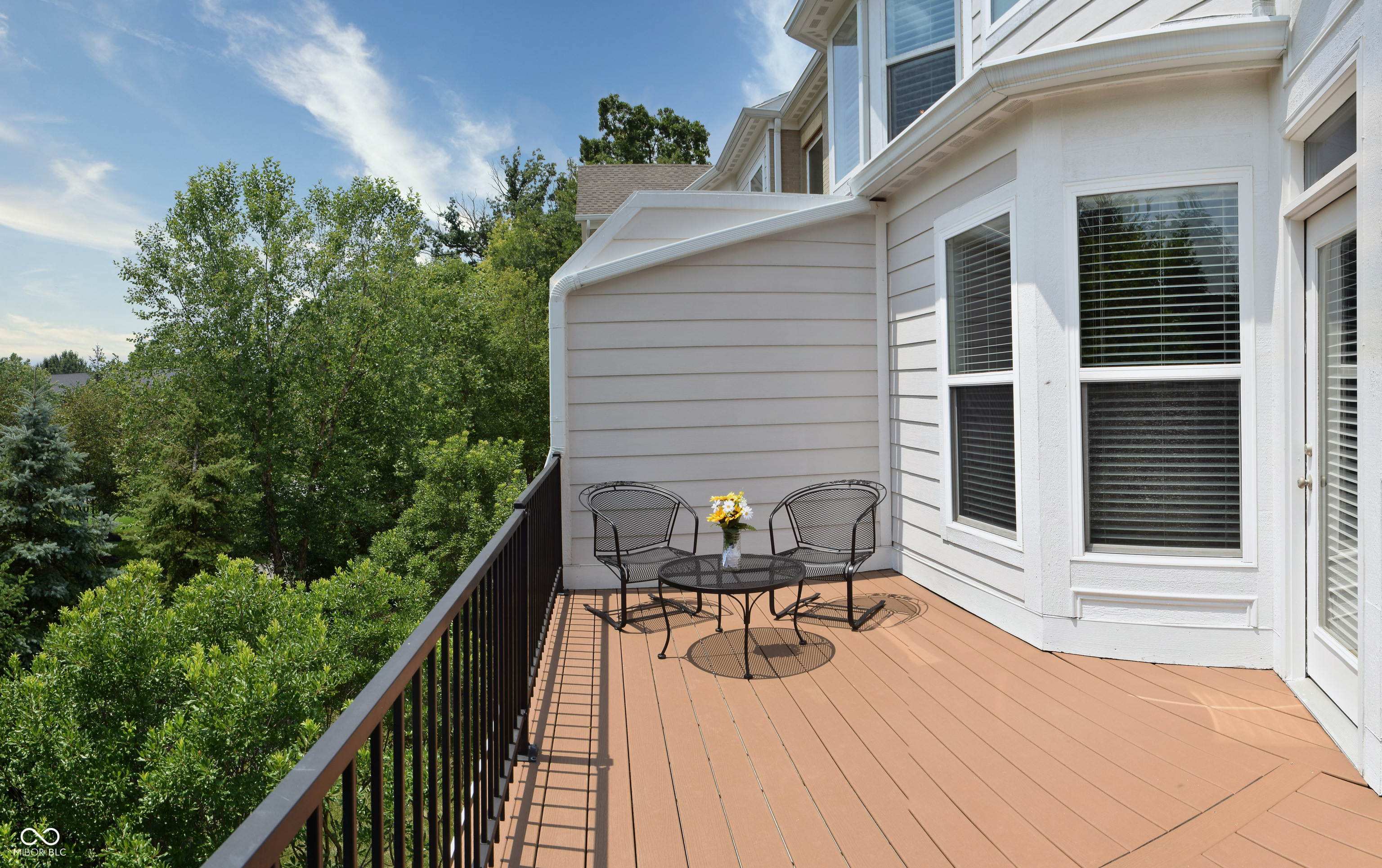 621 Greenford Trail W